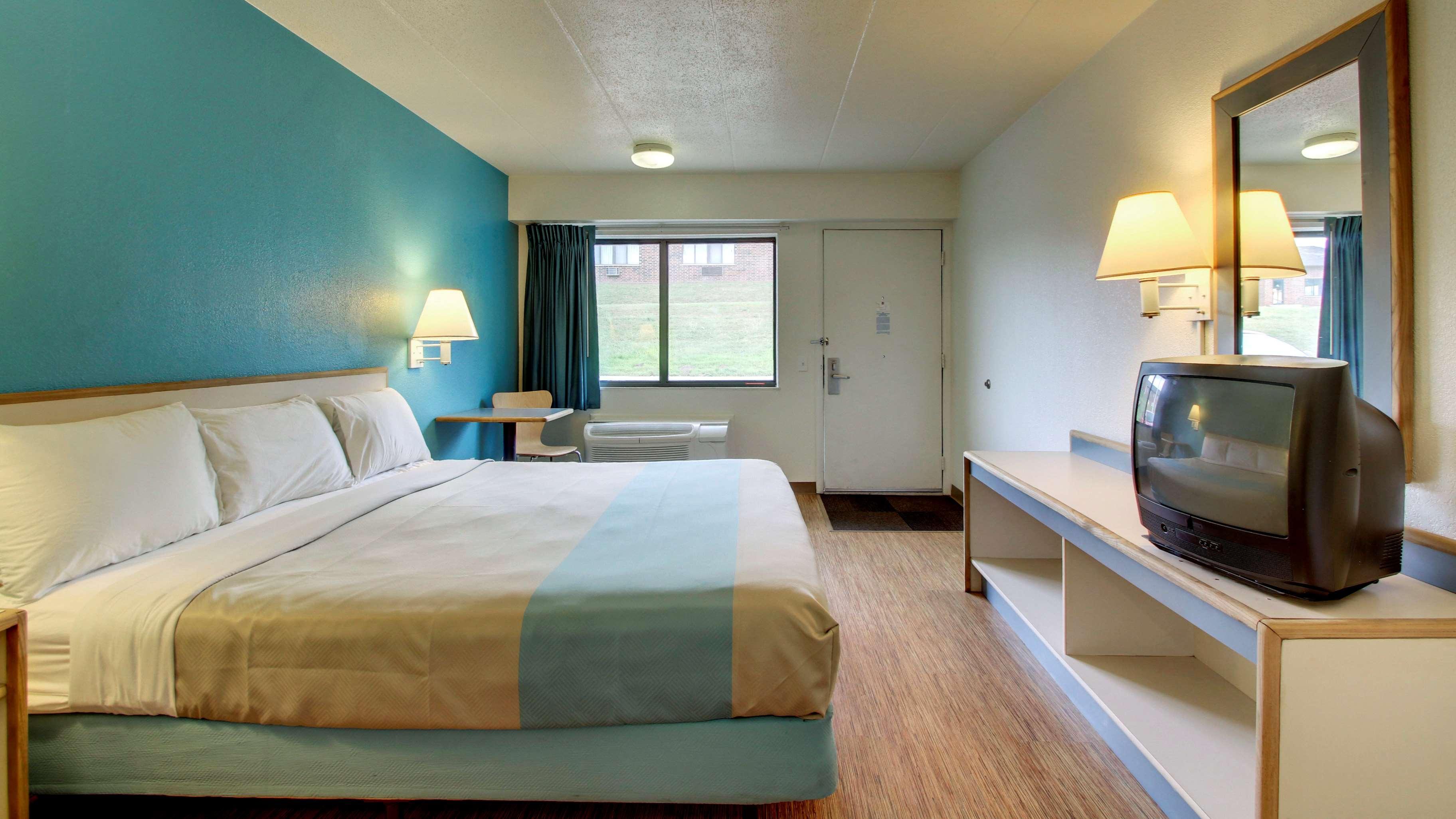 Motel 6 Cedar Rapids — photo 5