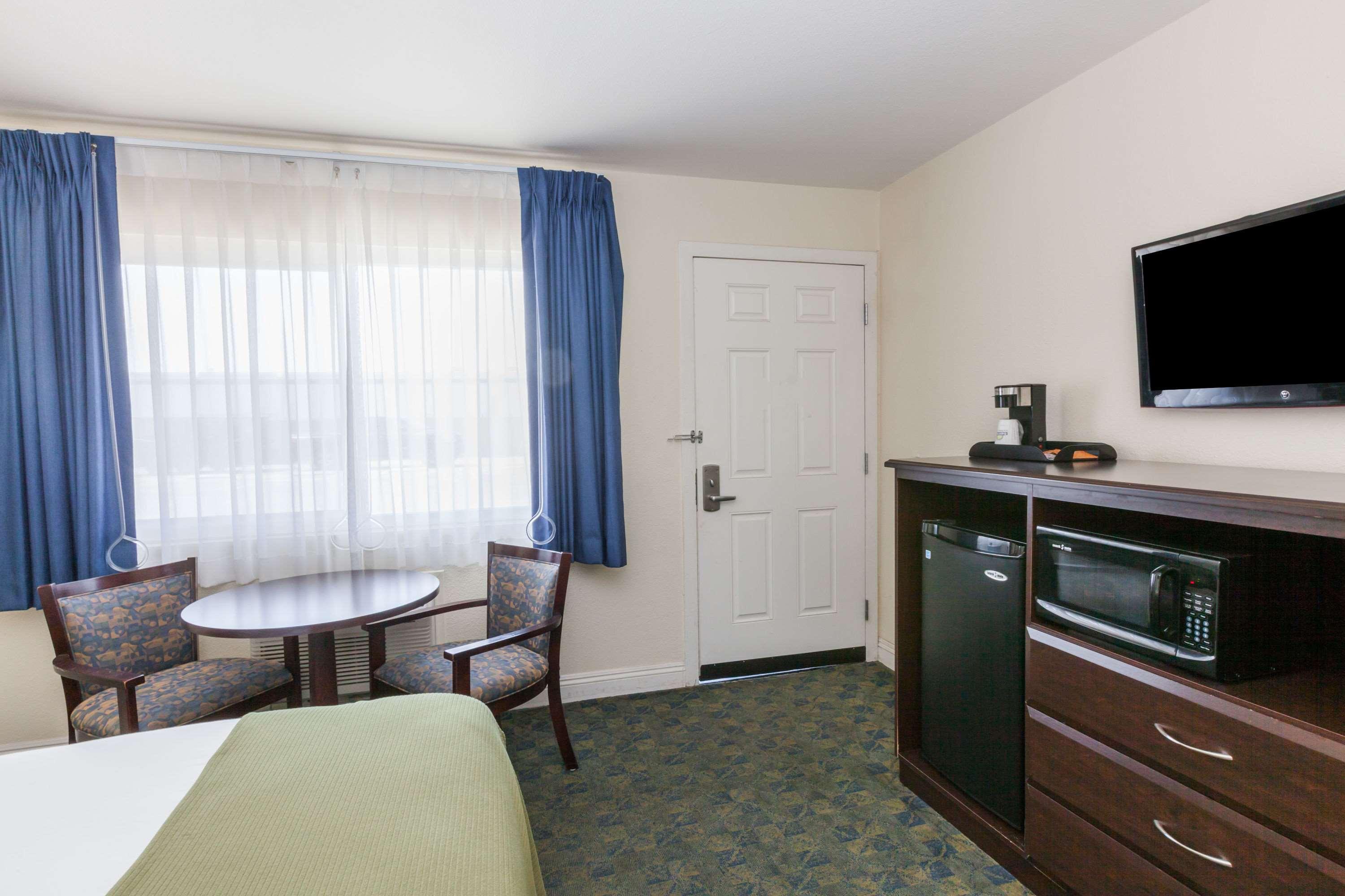 Days Inn Santa Maria — photo 4