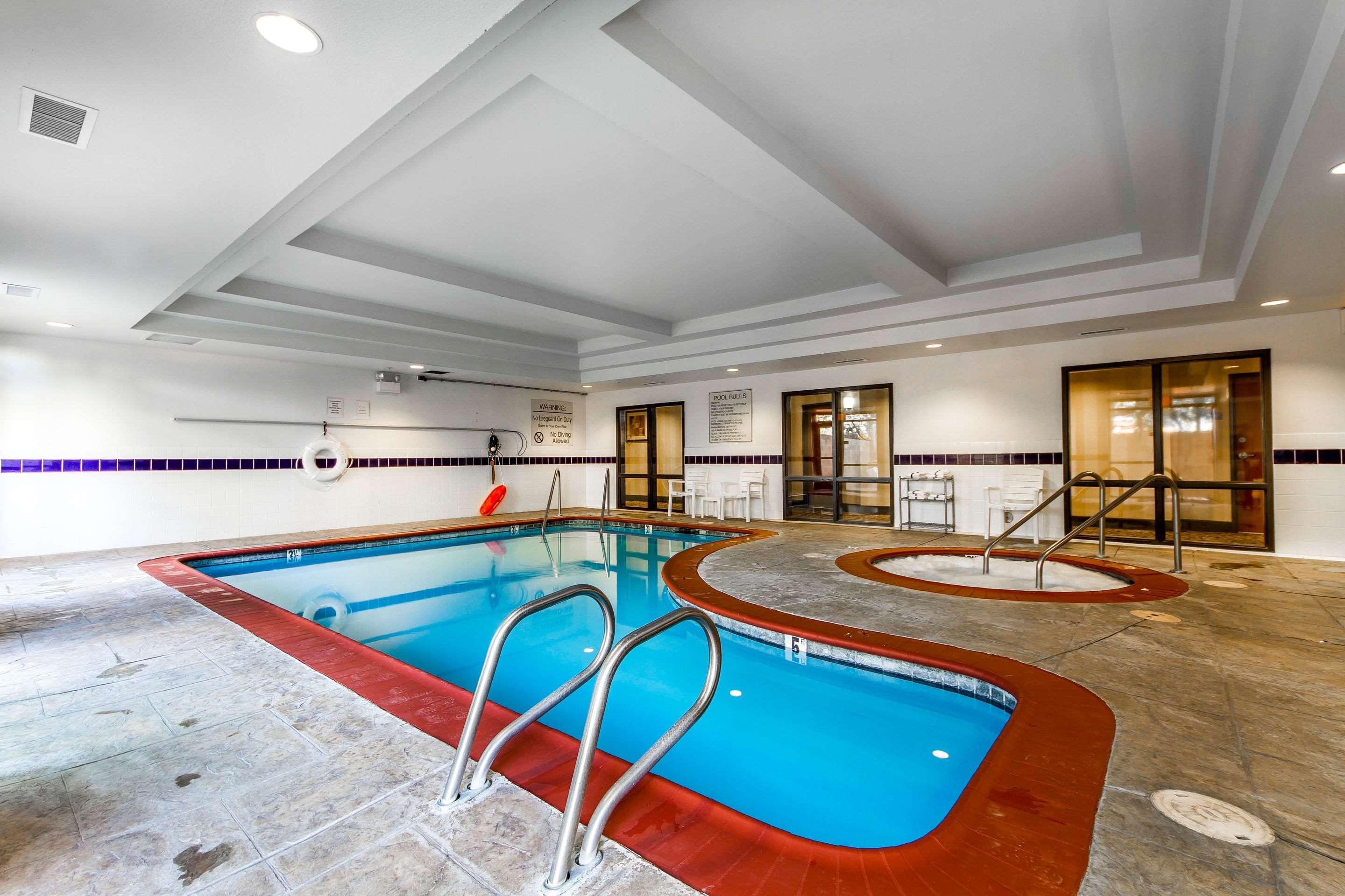 Comfort Suites Vacaville — photo 5