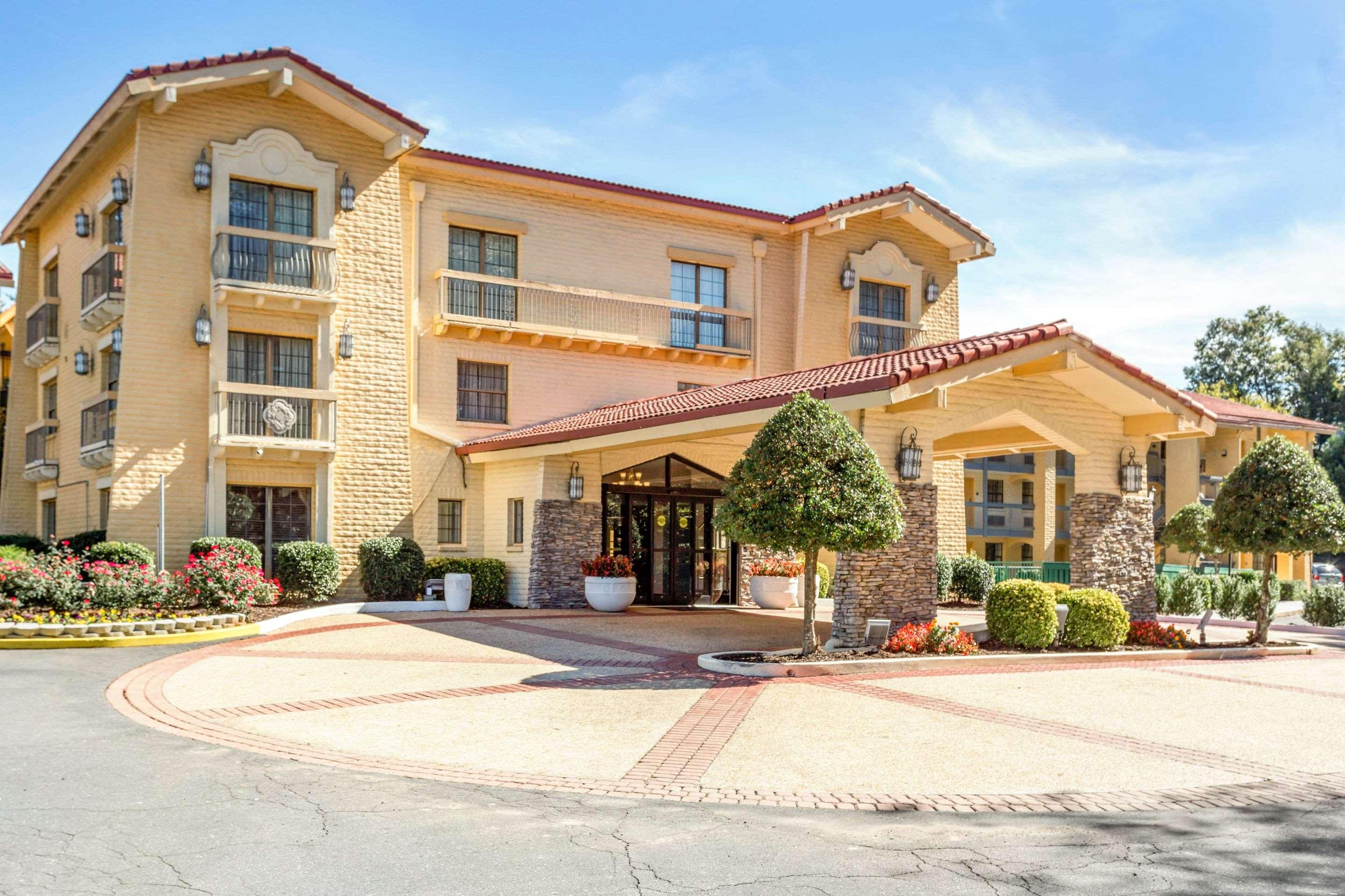 Quality Inn & Suites Airport — photo 5