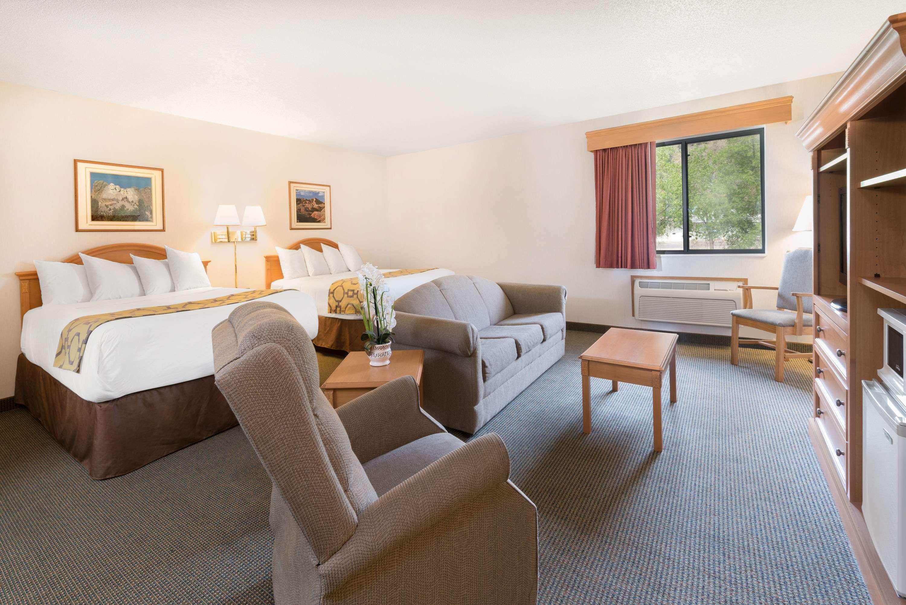 Baymont Inn & Suites Hot Springs — photo 5