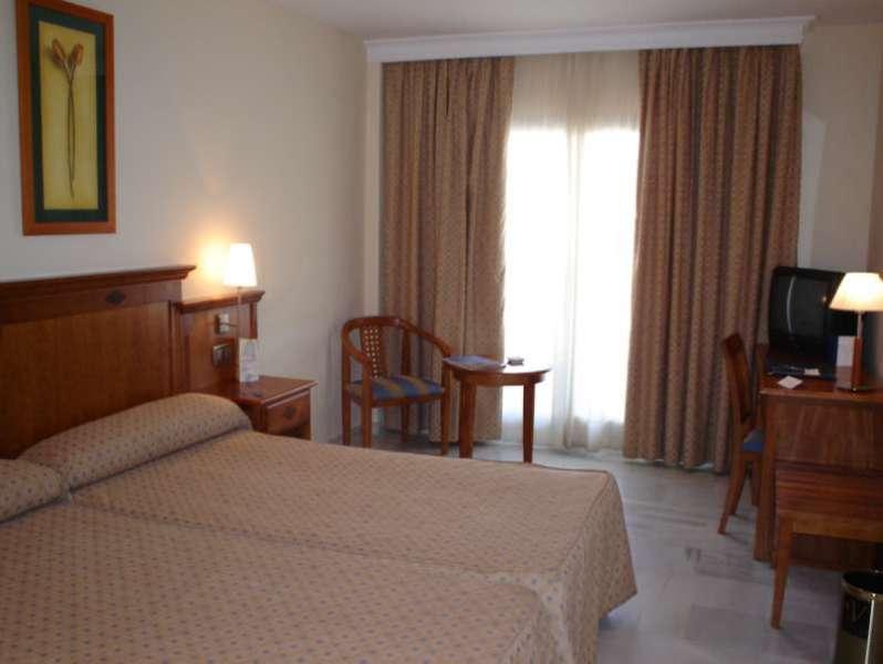 BQ Andalucía Beach Hotel — photo 4