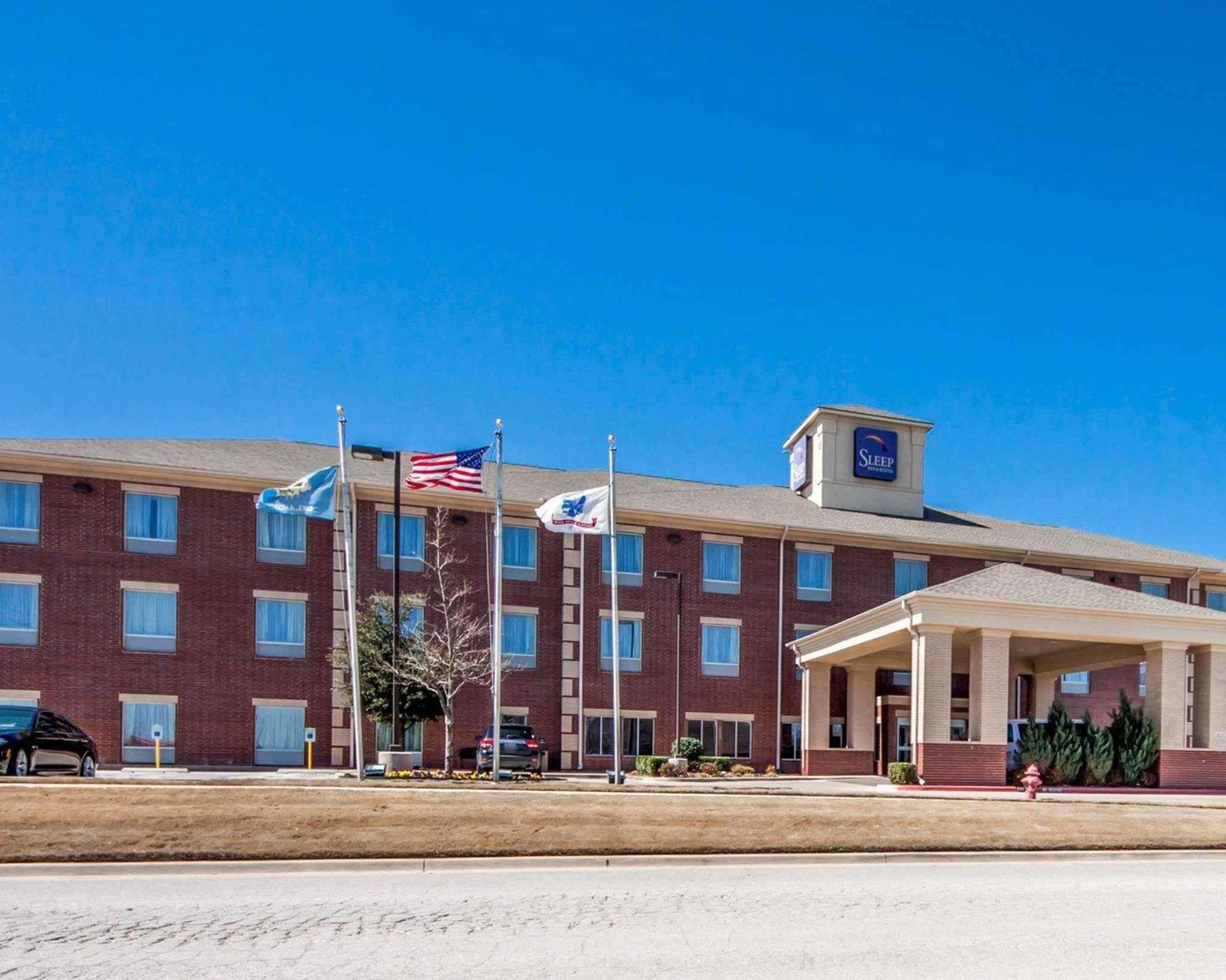 Sleep Inn & Suites — photo 3