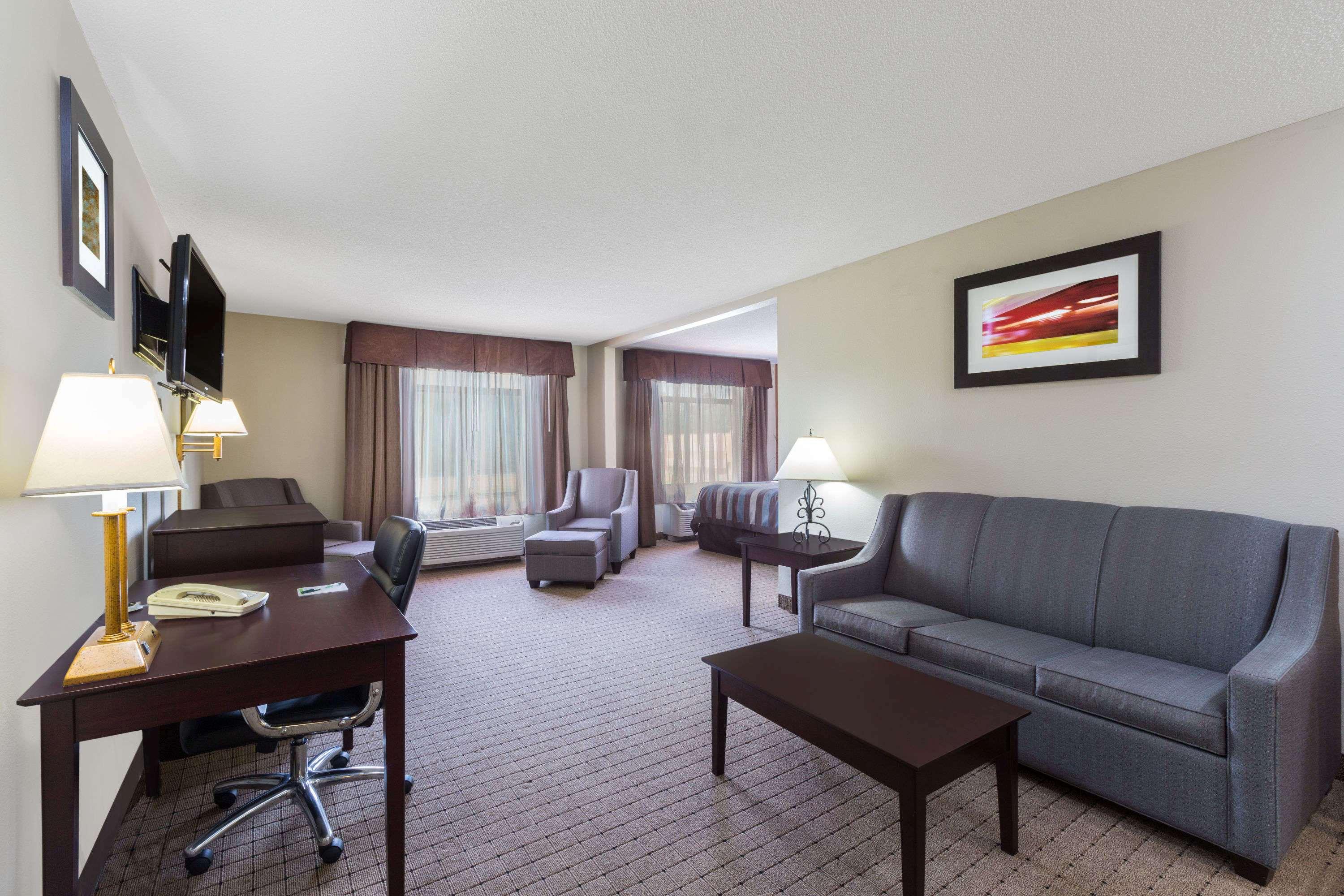 Wingate by Wyndham West Monroe — photo 5