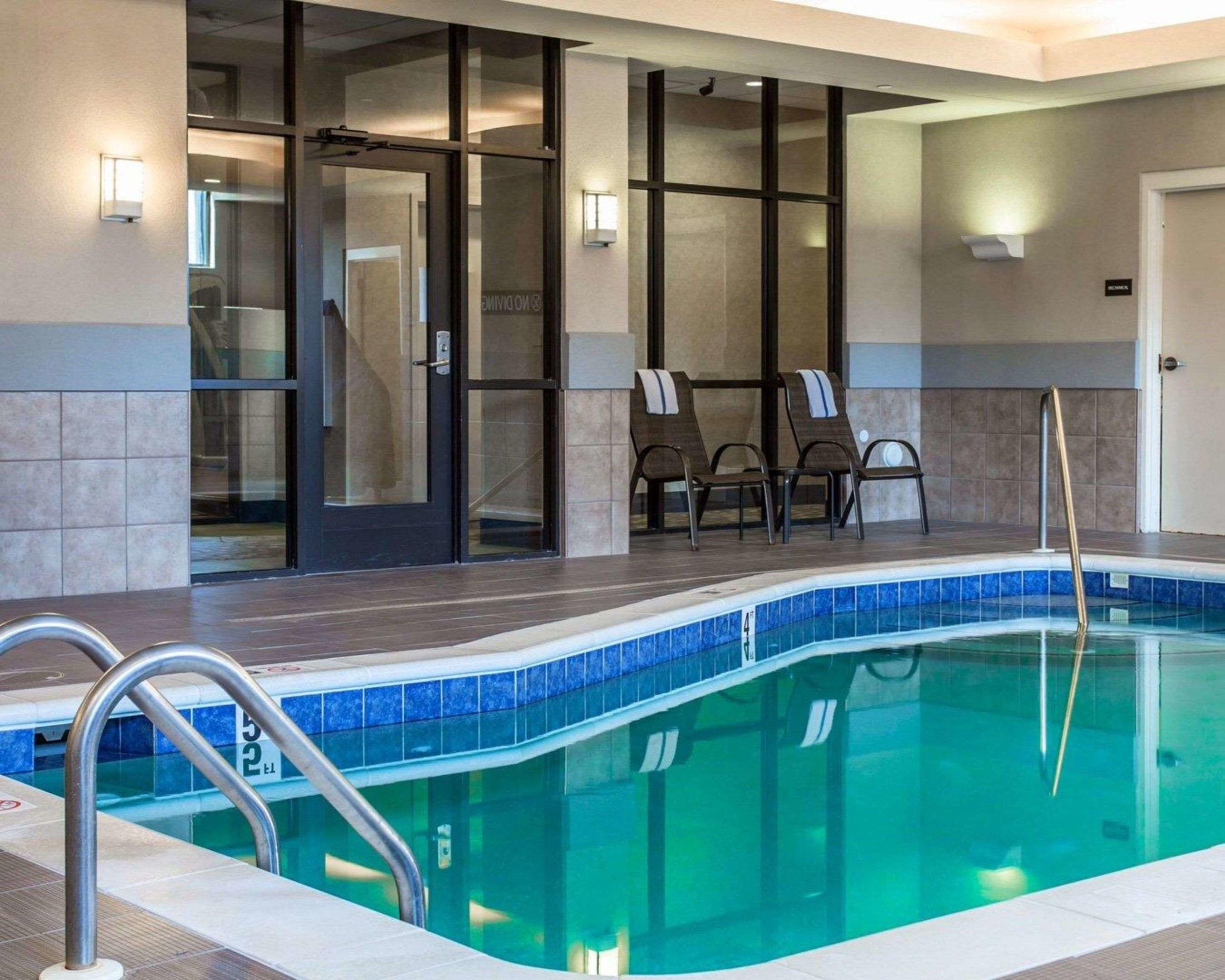 Comfort Suites Lake Norman — photo 4