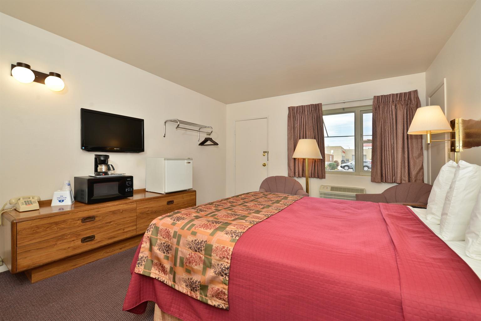 Americas Best Value Inn North Platte — photo 5