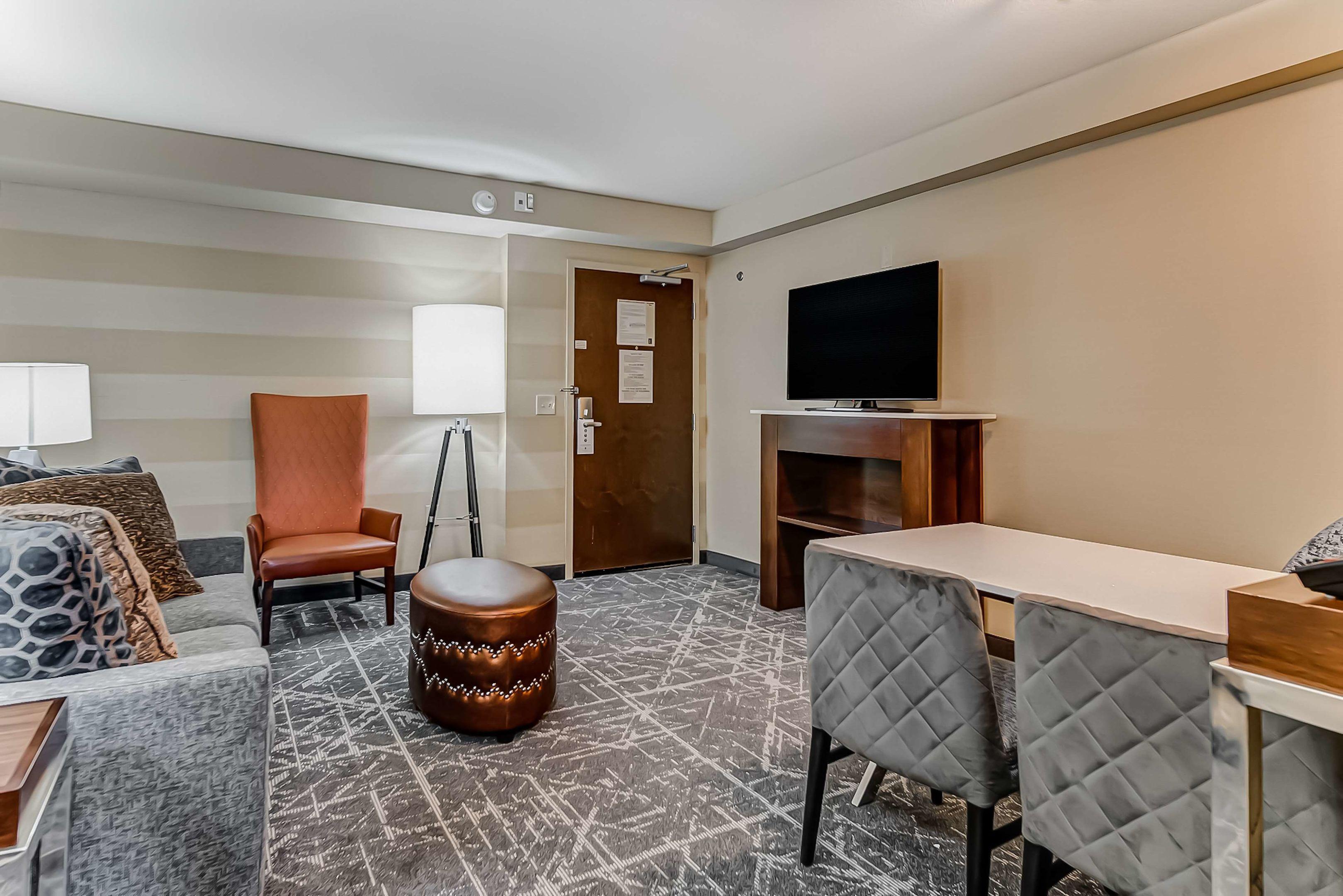 Embassy Suites Atlanta - Kennesaw Town Center — photo 5