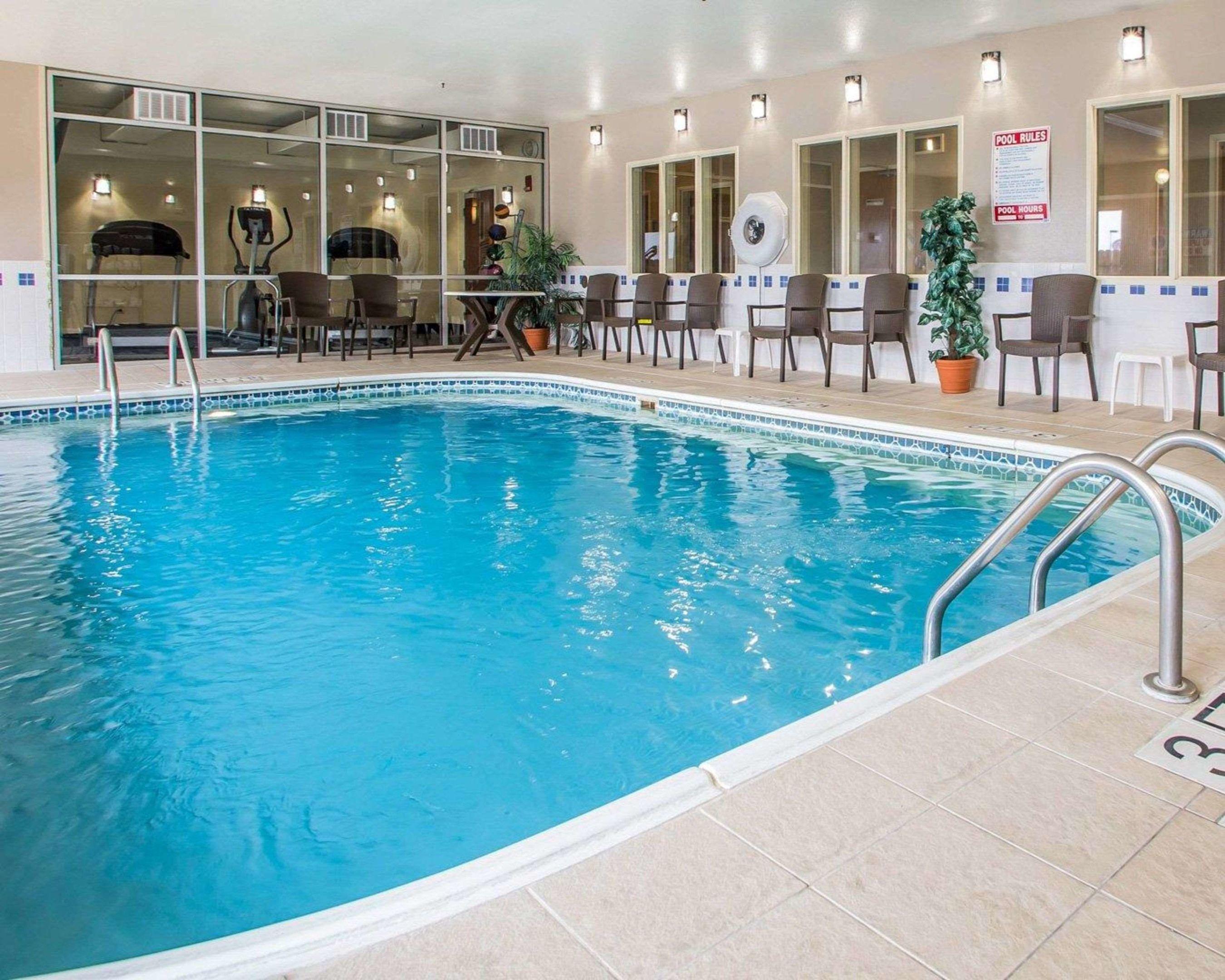 Comfort Inn & Suites Waterloo — photo 4