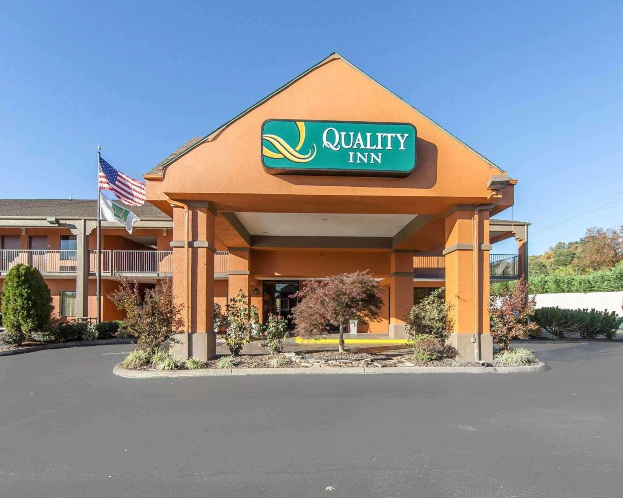 Quality Inn Downtown — photo 4