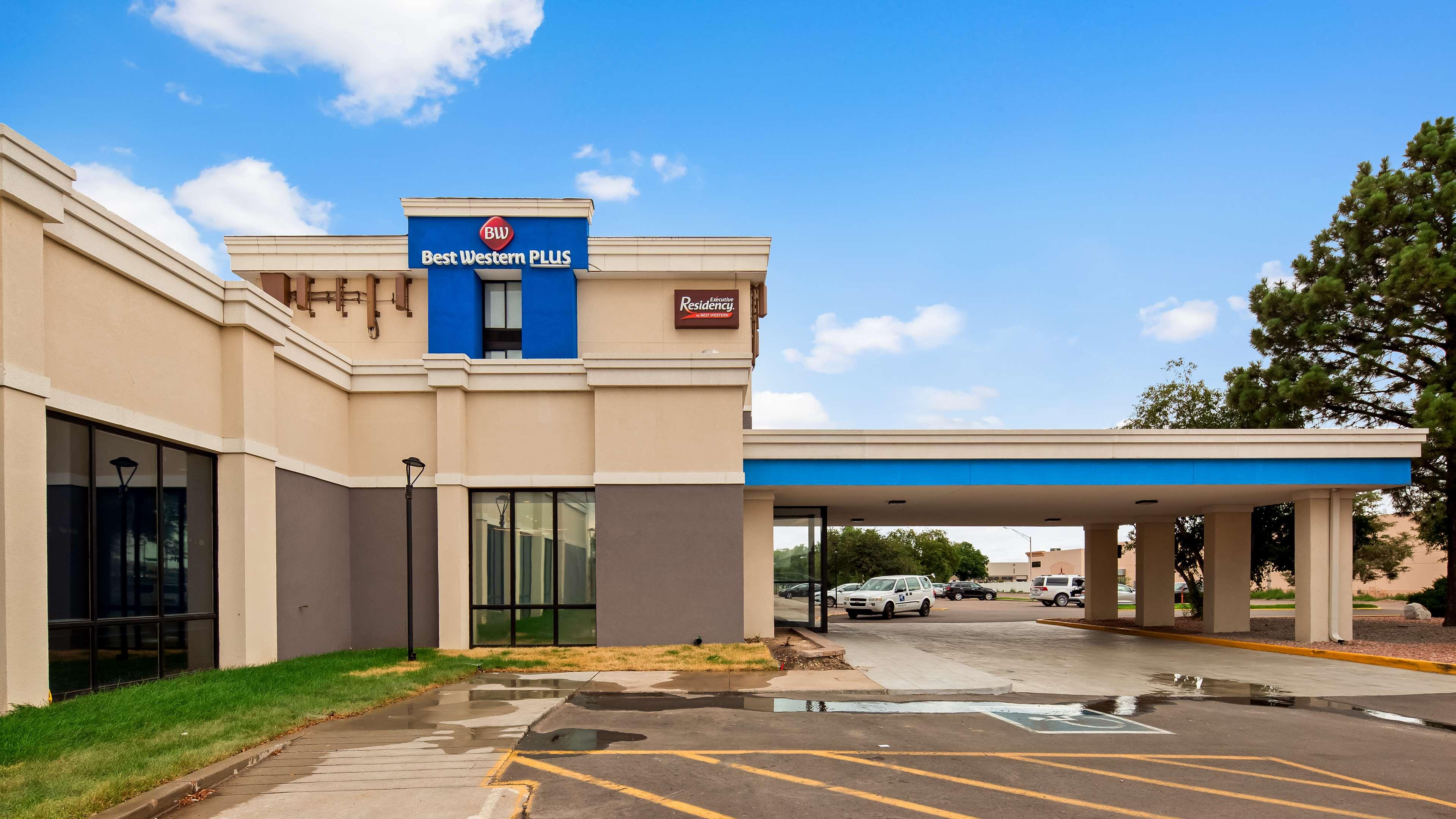 Best Western Plus Denver-Stapleton Hotel — photo 4