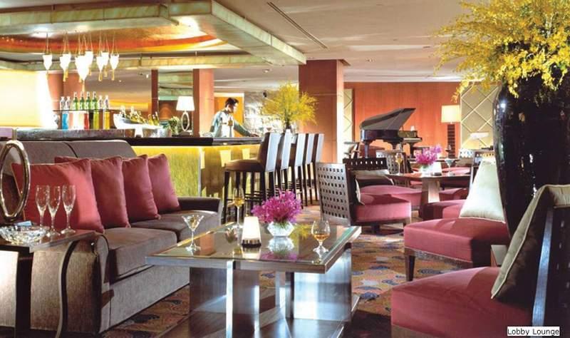 Royal Orchid Sheraton Hotel & Towers — photo 1