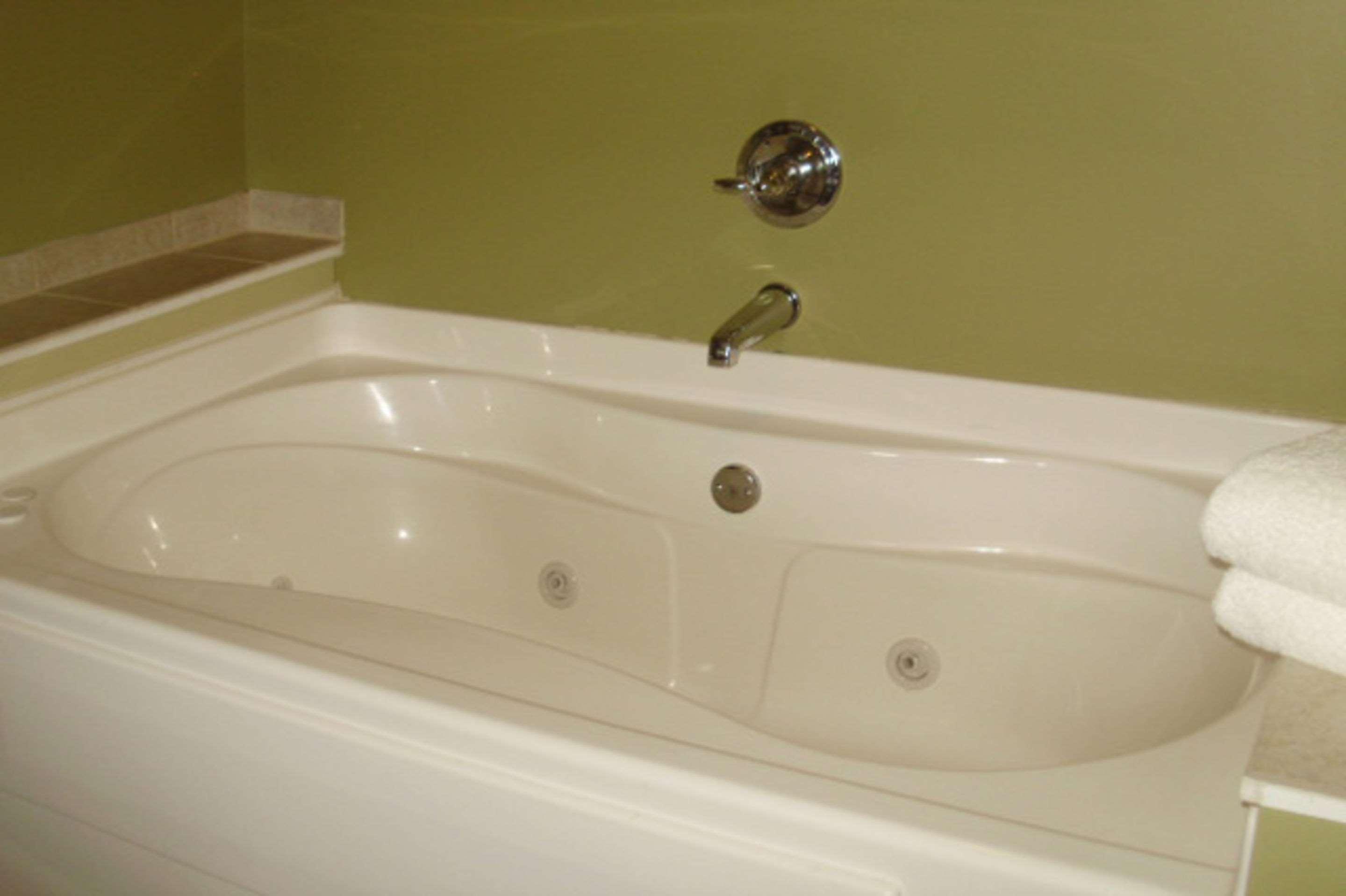 Quality Inn & Suites — photo 5