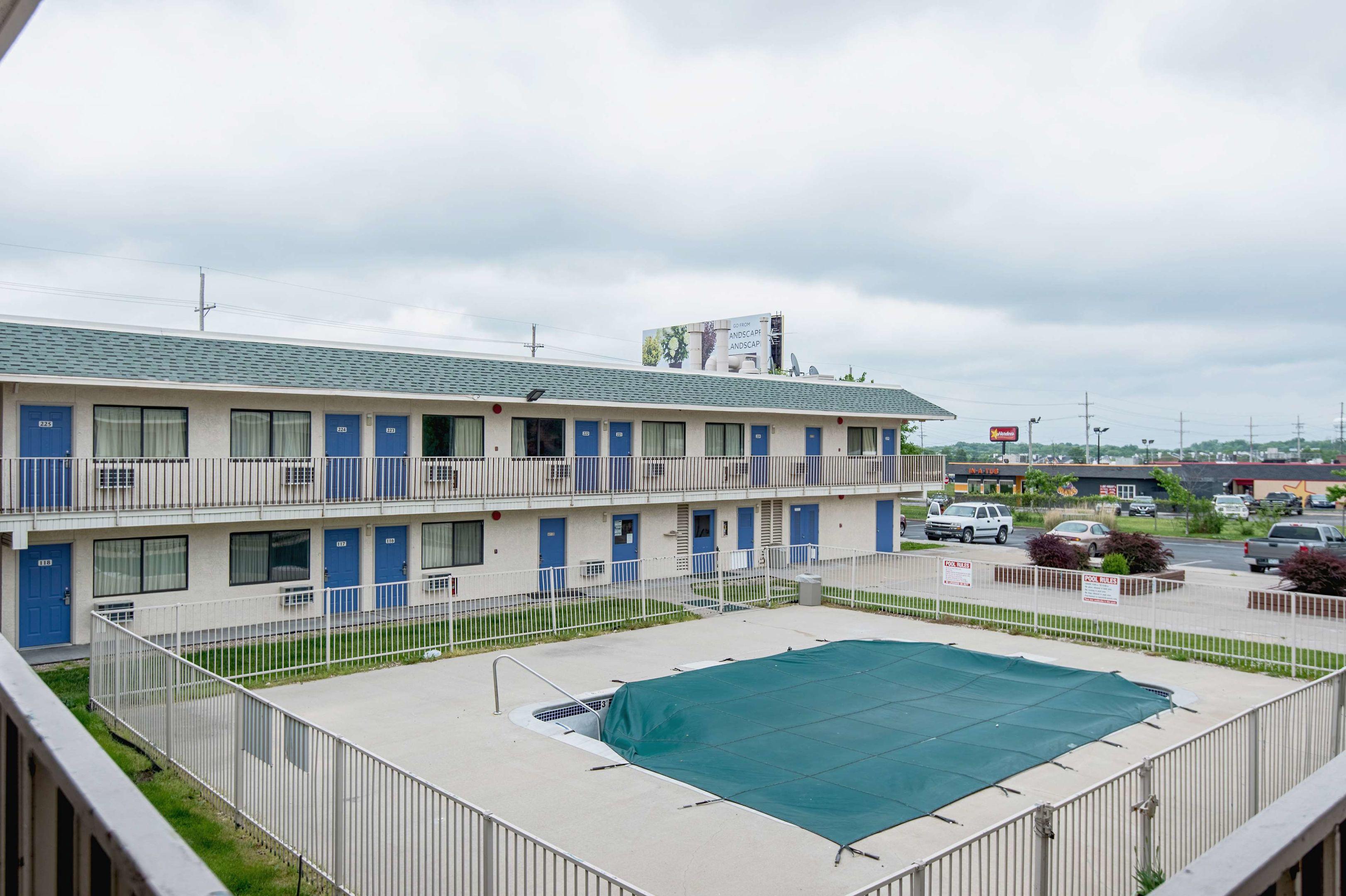 Motel 6 Kansas City North - Airport — photo 4