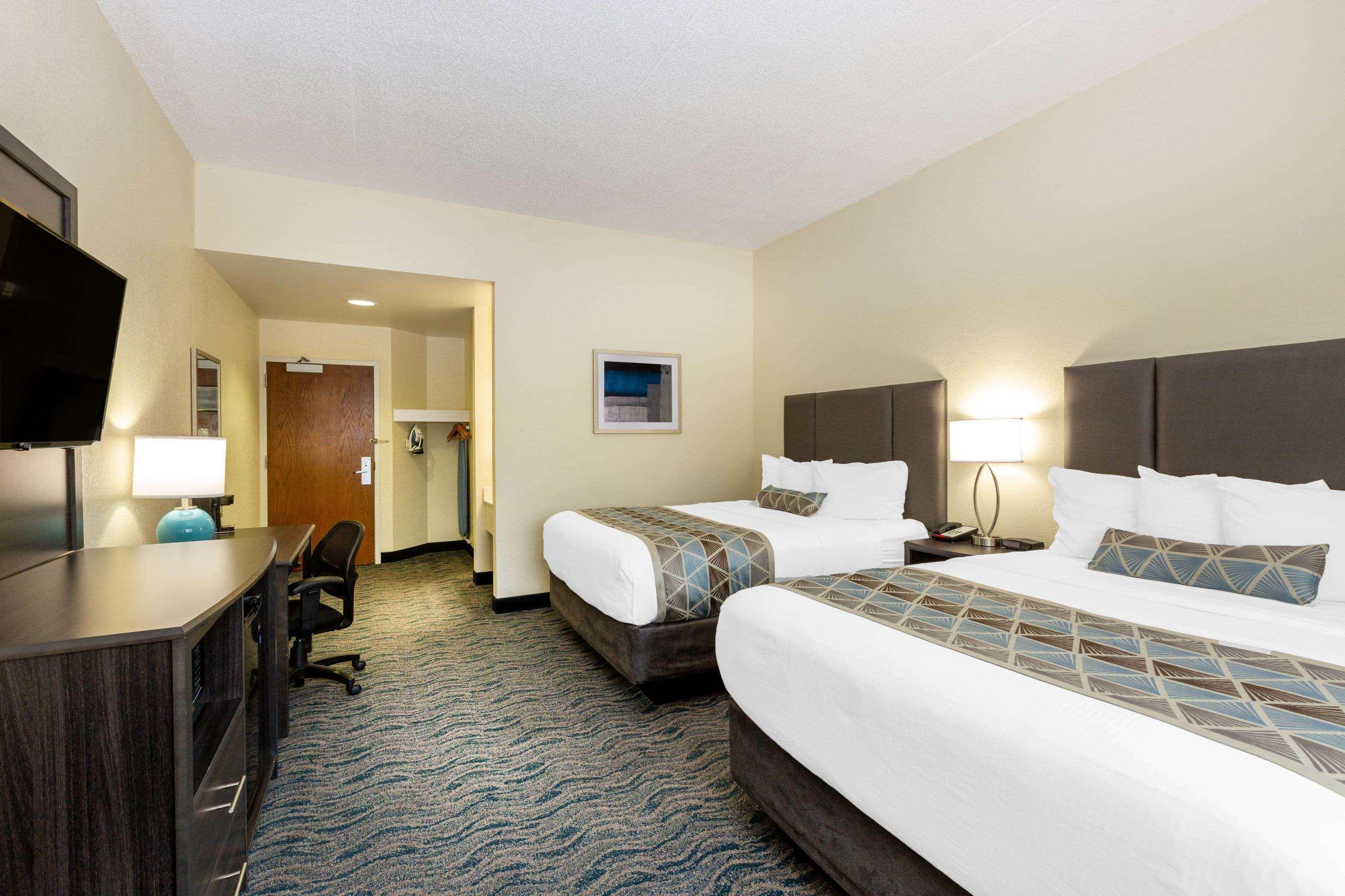 Baymont by Wyndham Des Moines Airport — photo 5