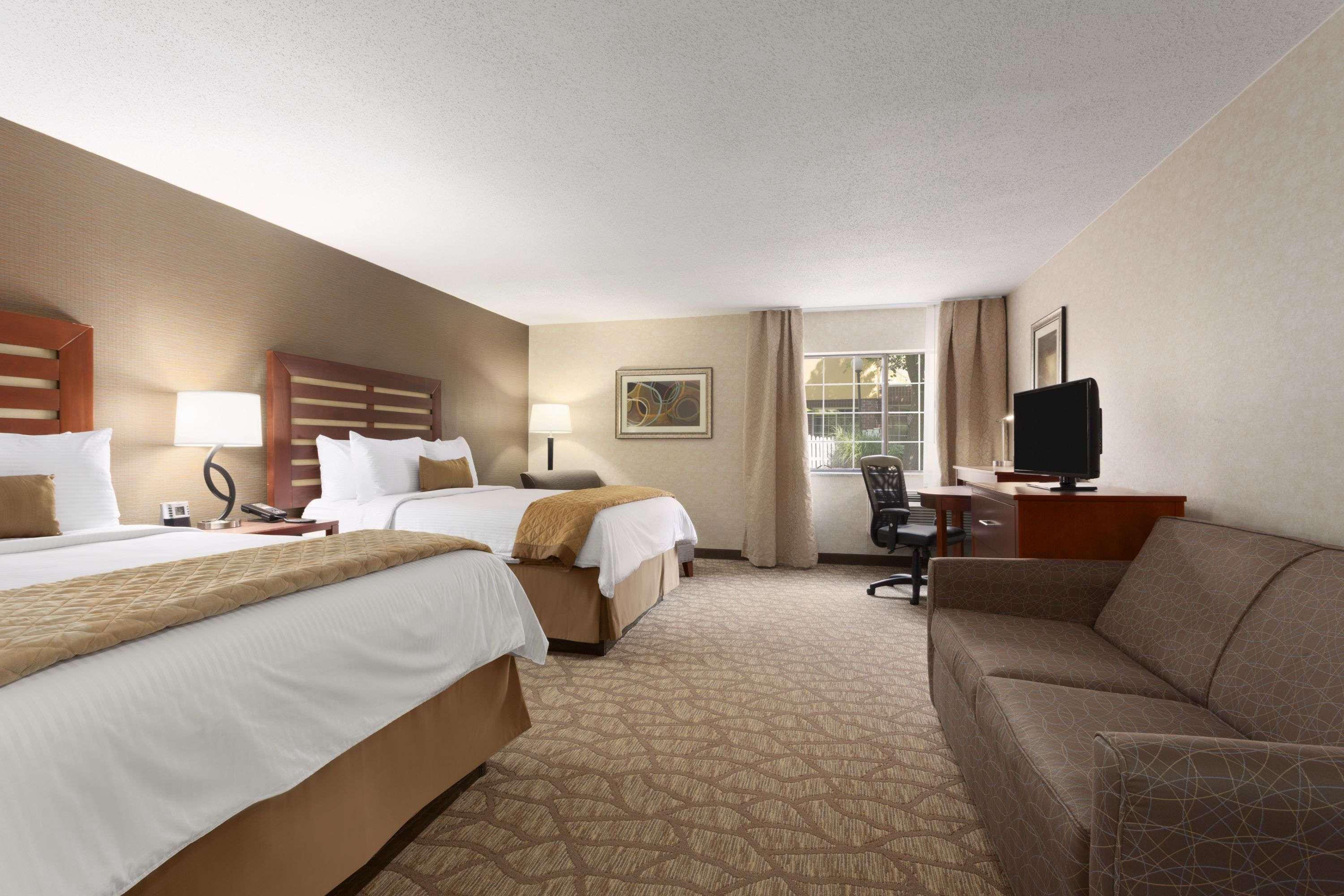 Wyndham Garden Grand Rapids Airport — photo 3
