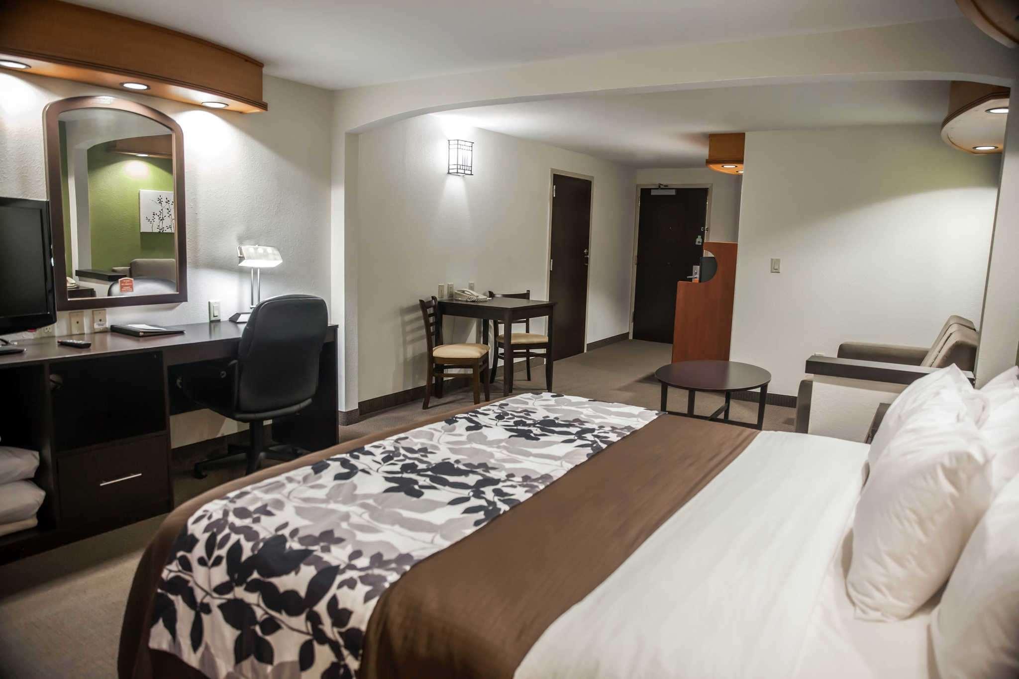 Sleep Inn & Suites — photo 5