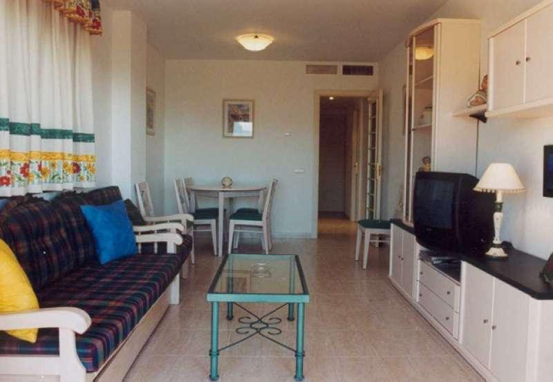 Coral Beach Apartments — photo 3