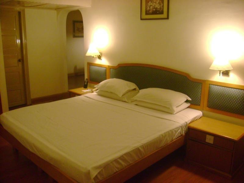 Hotel Abad Chullickal — photo 4