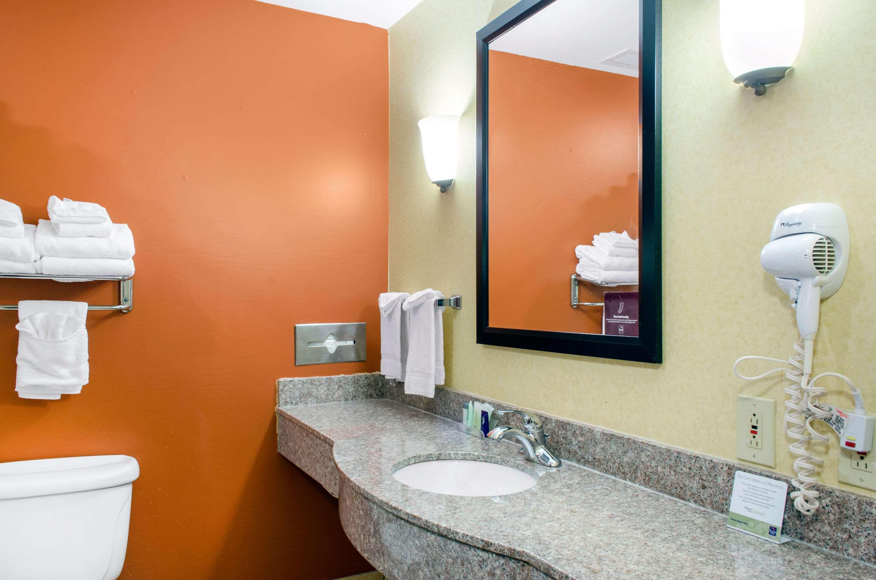 Sleep Inn & Suites East Chase — photo 5