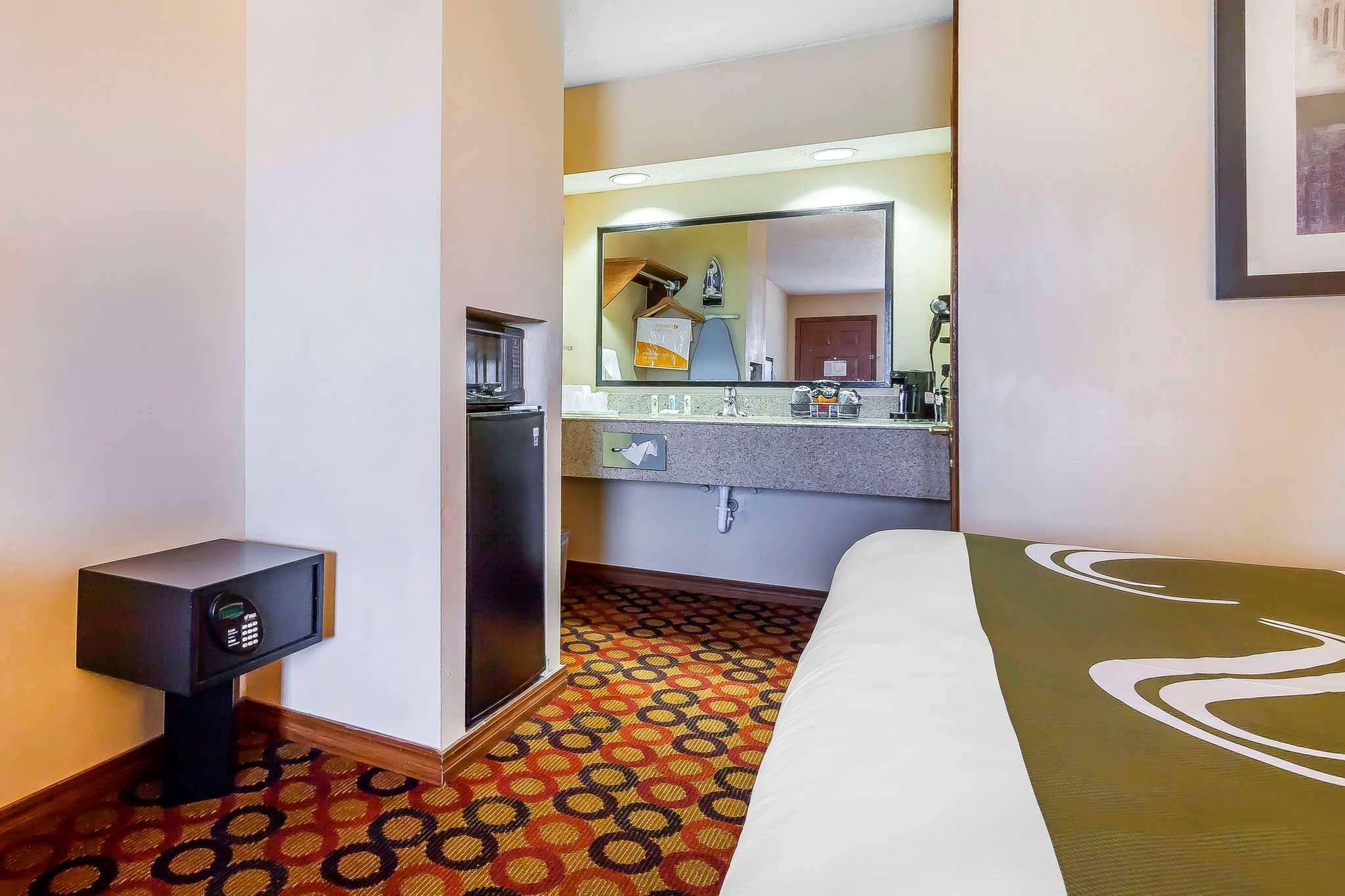 Quality Inn & Suites Owasso — photo 5