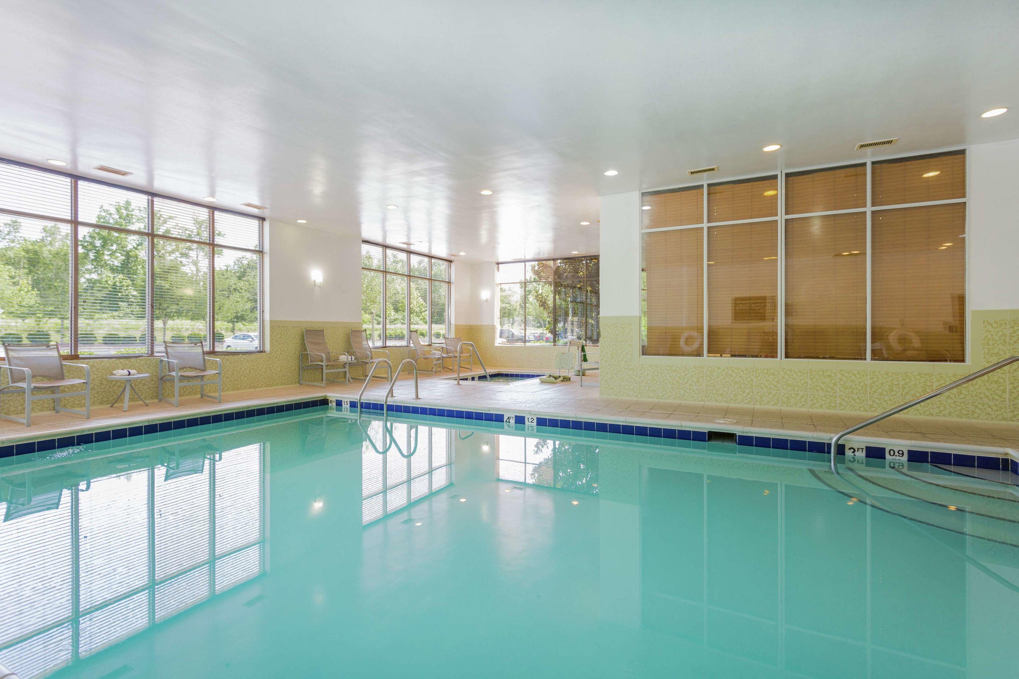 Hampton Inn Petersburg-Southpark Mall — photo 4