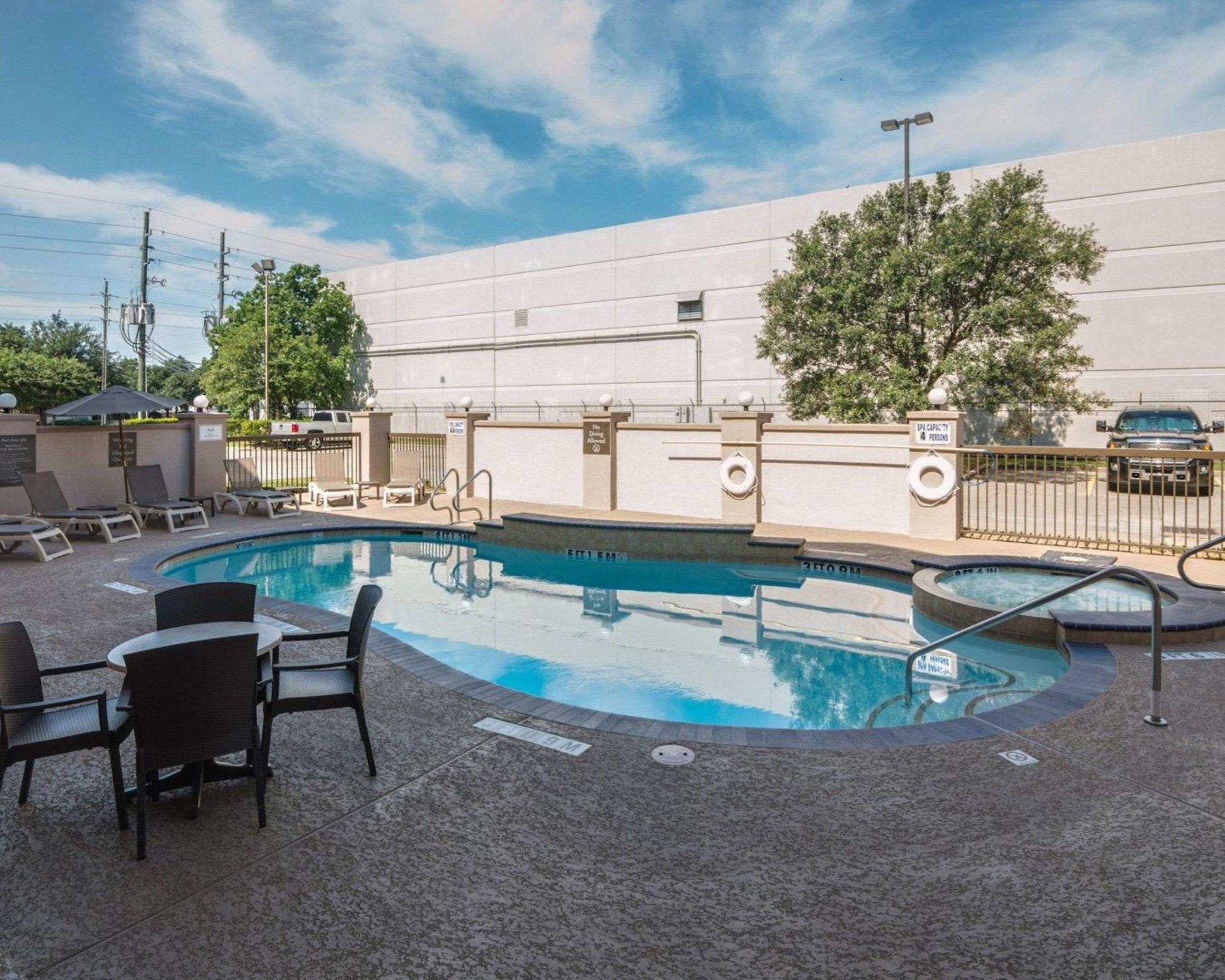 Comfort Suites Houston (Clay Road) — photo 5