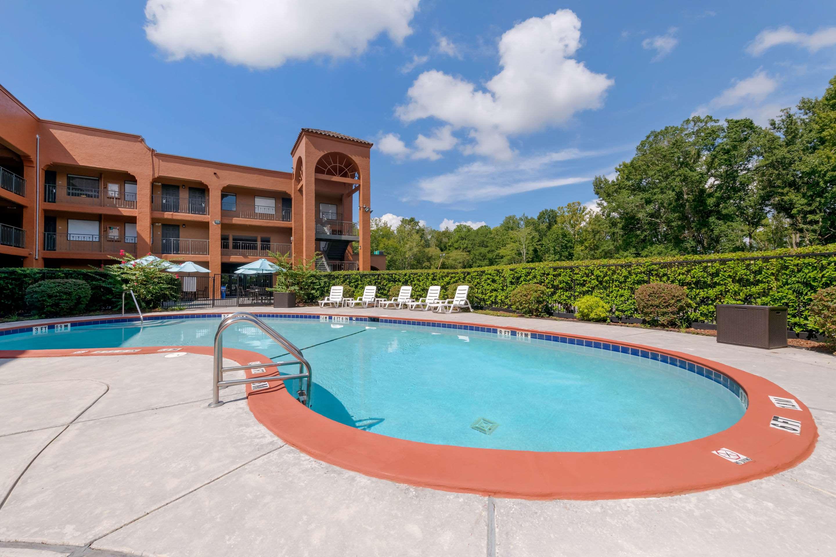 Quality Inn & Suites — photo 4