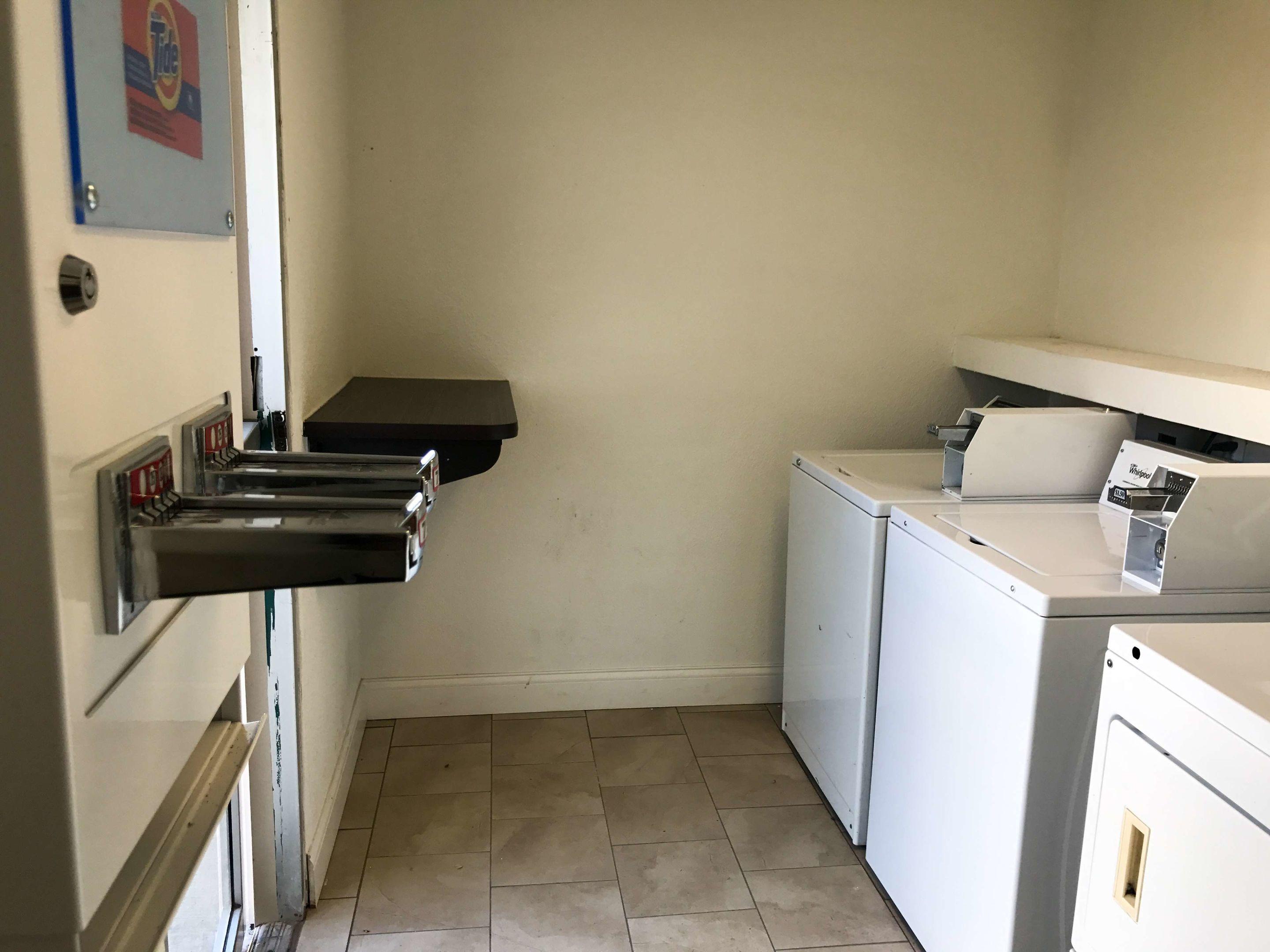 Motel 6 Lufkin — photo 5