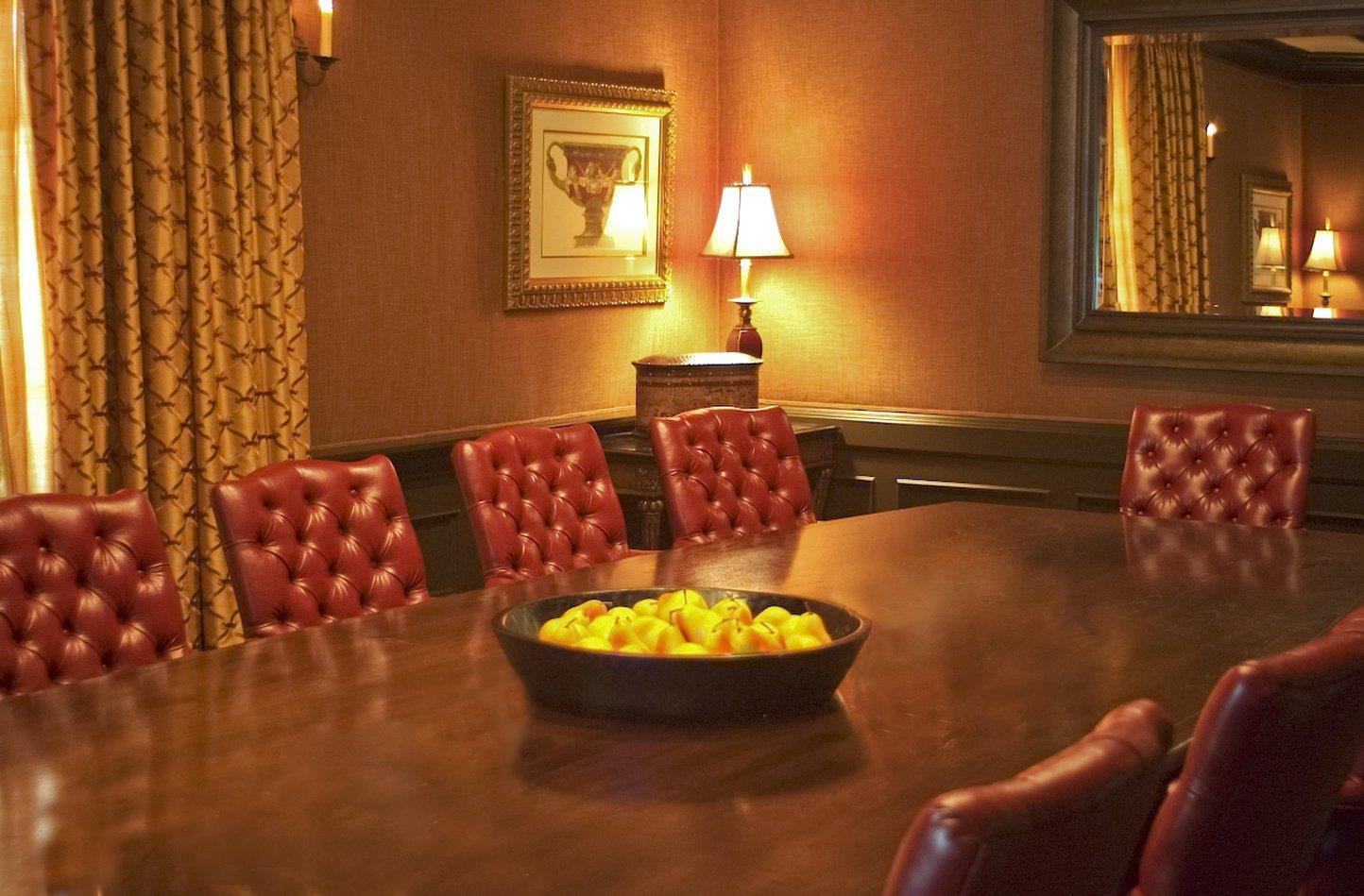 Westlake Village Inn — photo 4