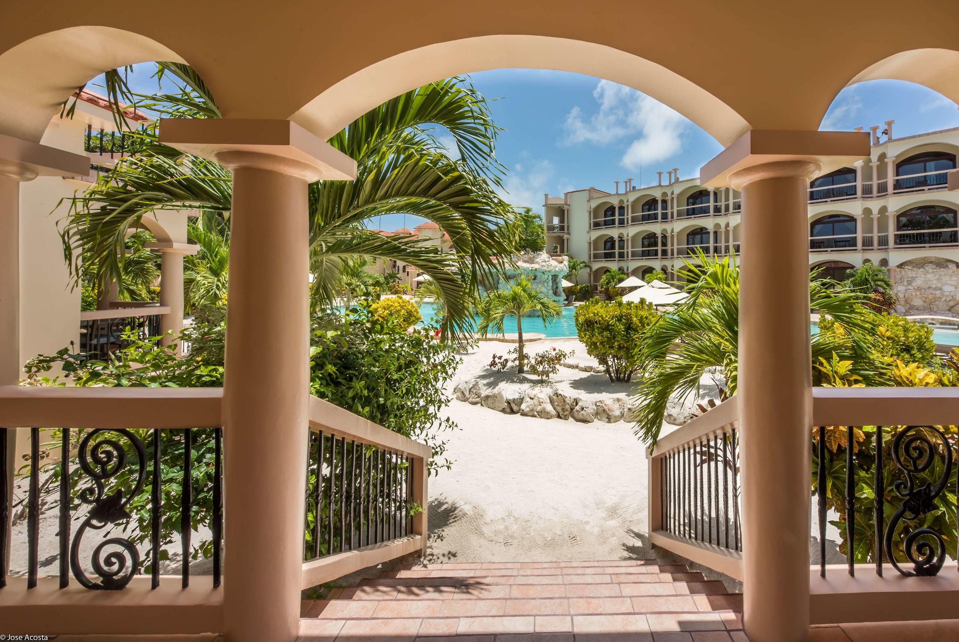 Coco Beach Resort, Trademark Collection by Wyndham — photo 3