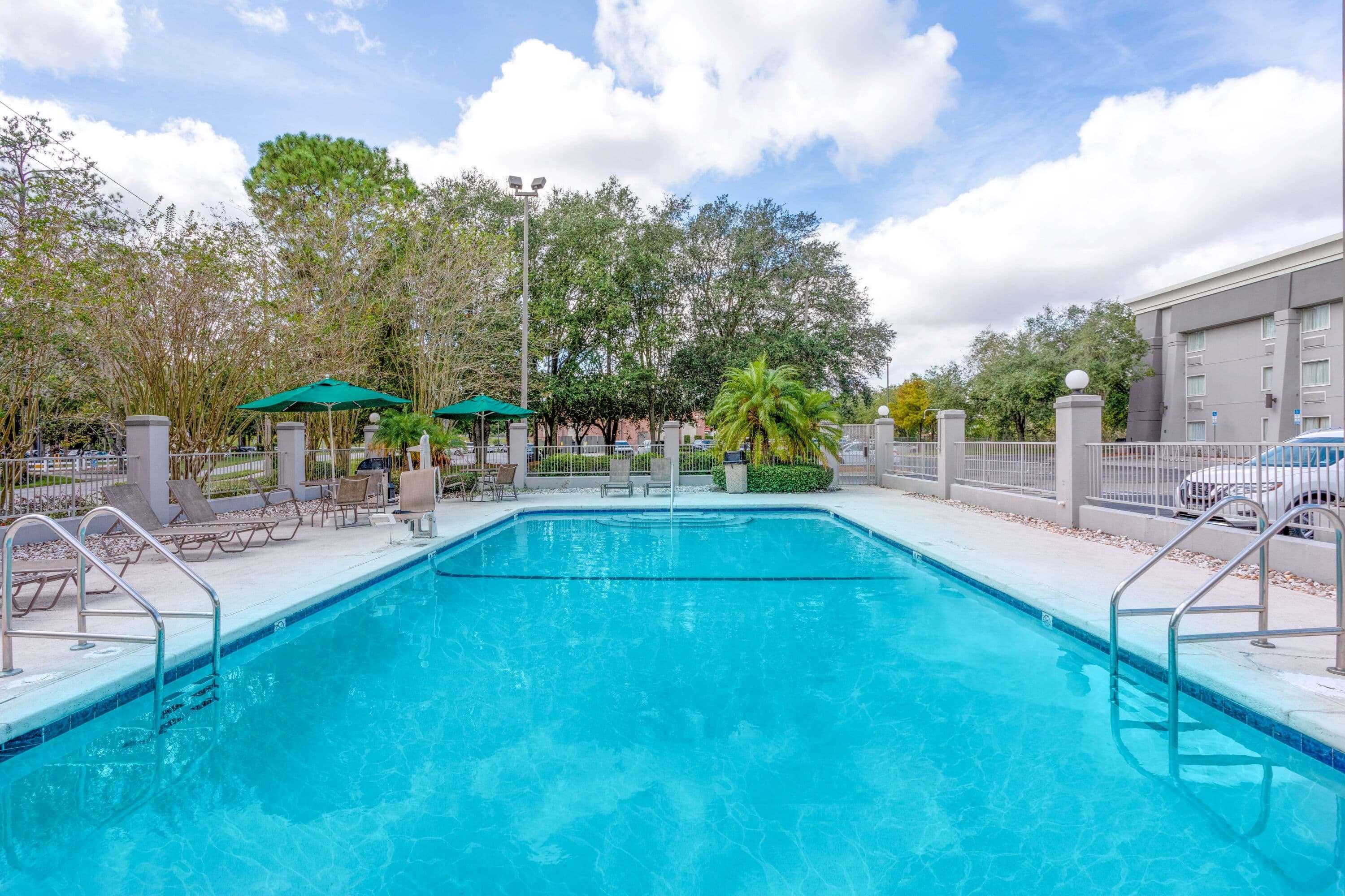 La Quinta Inn & Suites Jacksonville Mandarin — photo 5