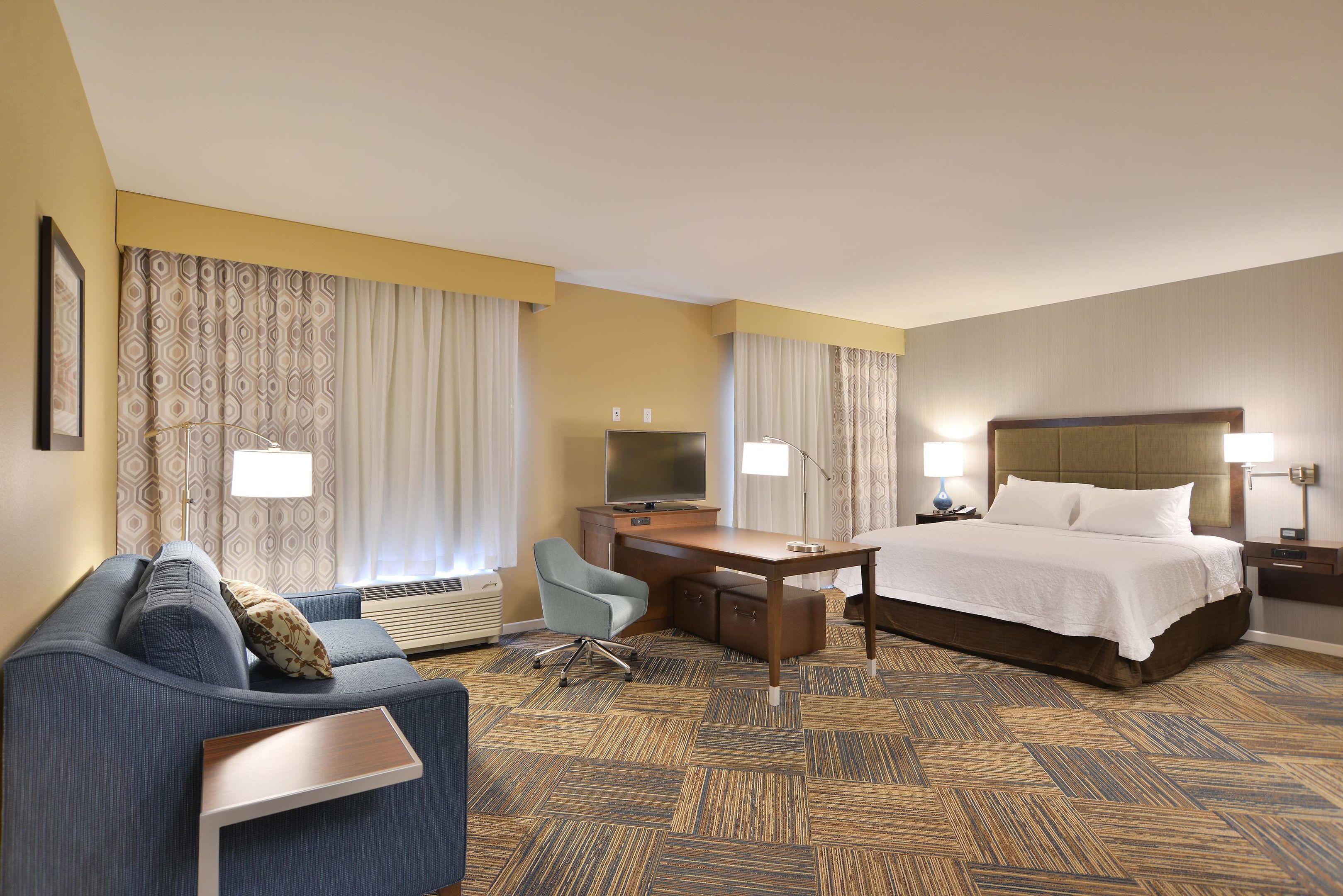 Hampton Inn & Suites Chippewa Falls — photo 5