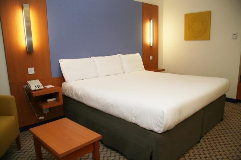 Ramada London North M1 — photo 4