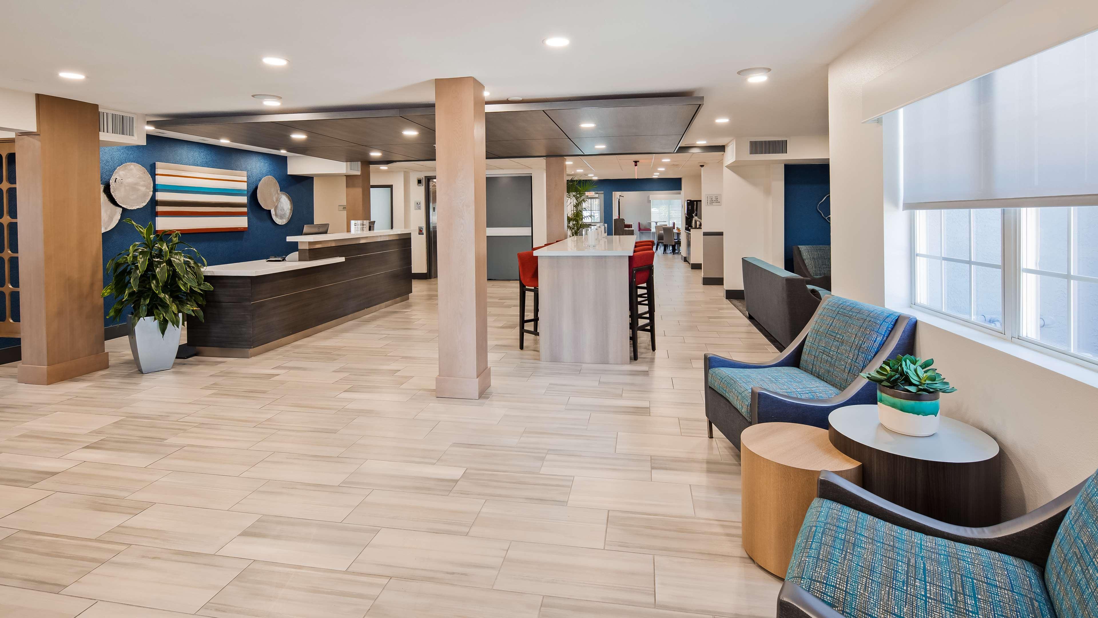 Best Western Plus Yuma Foothills Inn & Suites — photo 4
