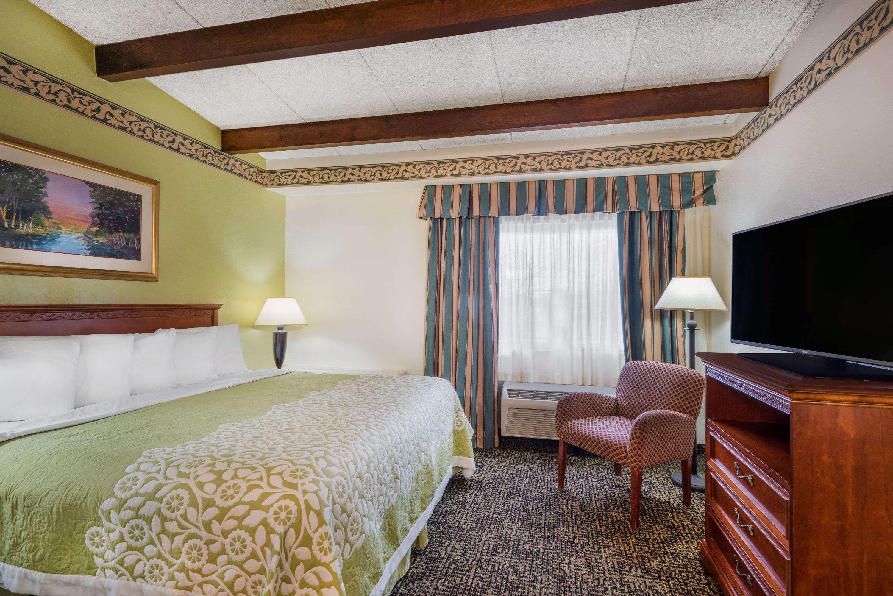 Days Inn Rutland Killington Area — photo 4