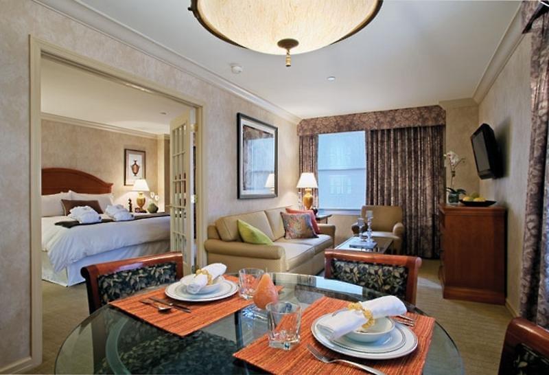 Manhattan Club Suites — photo 5