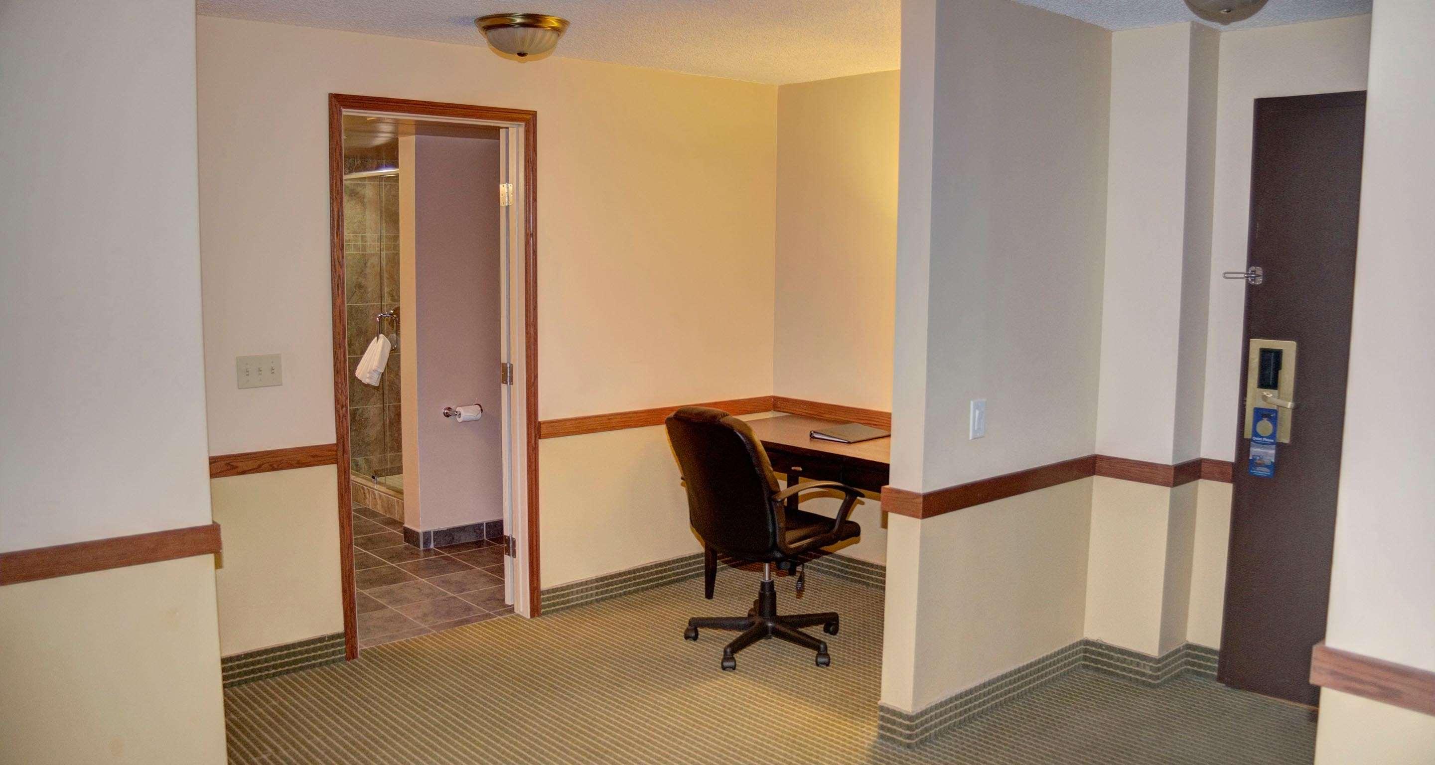 Best Western Airdrie — photo 5