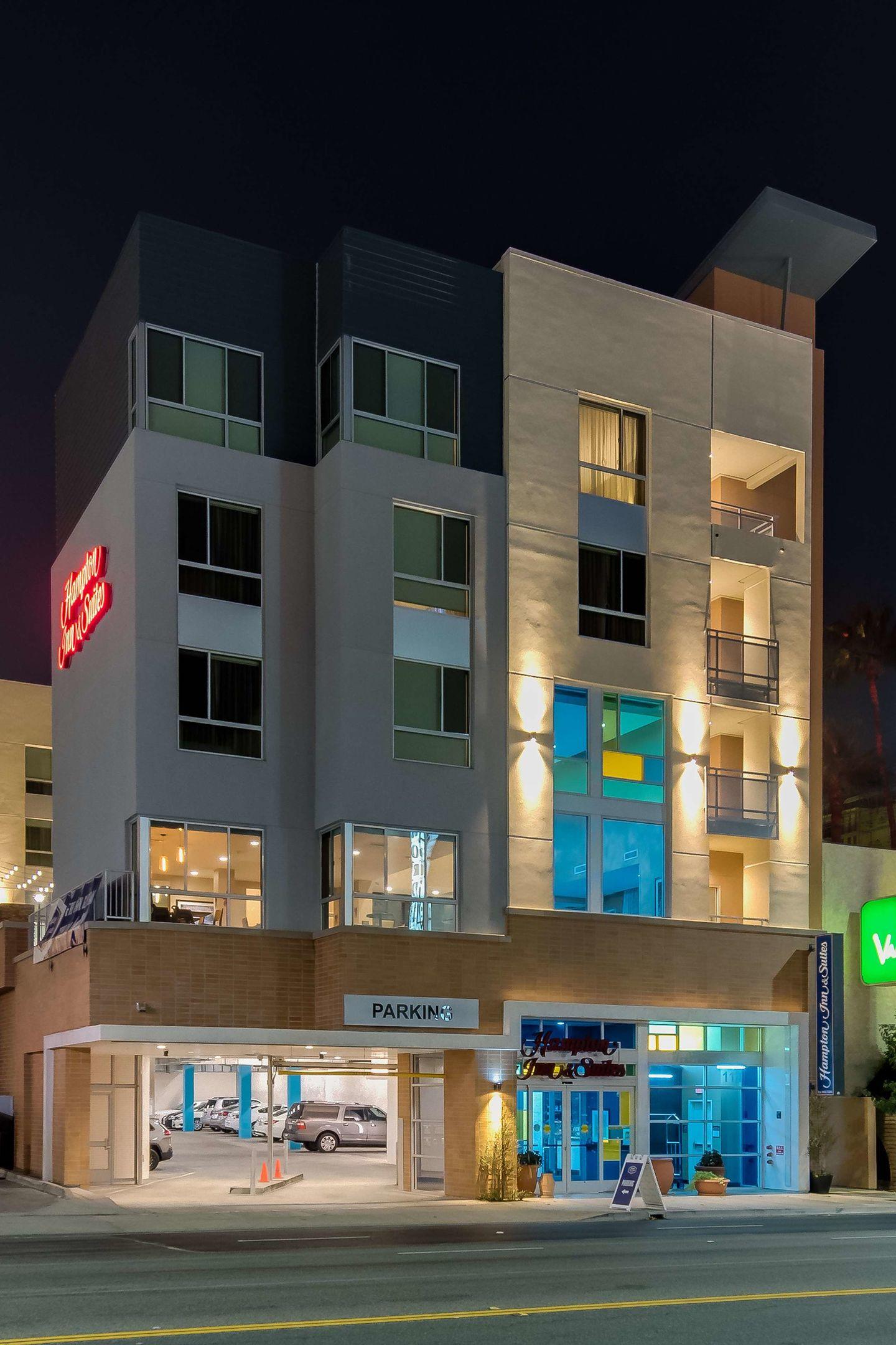 Hampton Inn & Suites Los Angeles - Glendale — photo 4