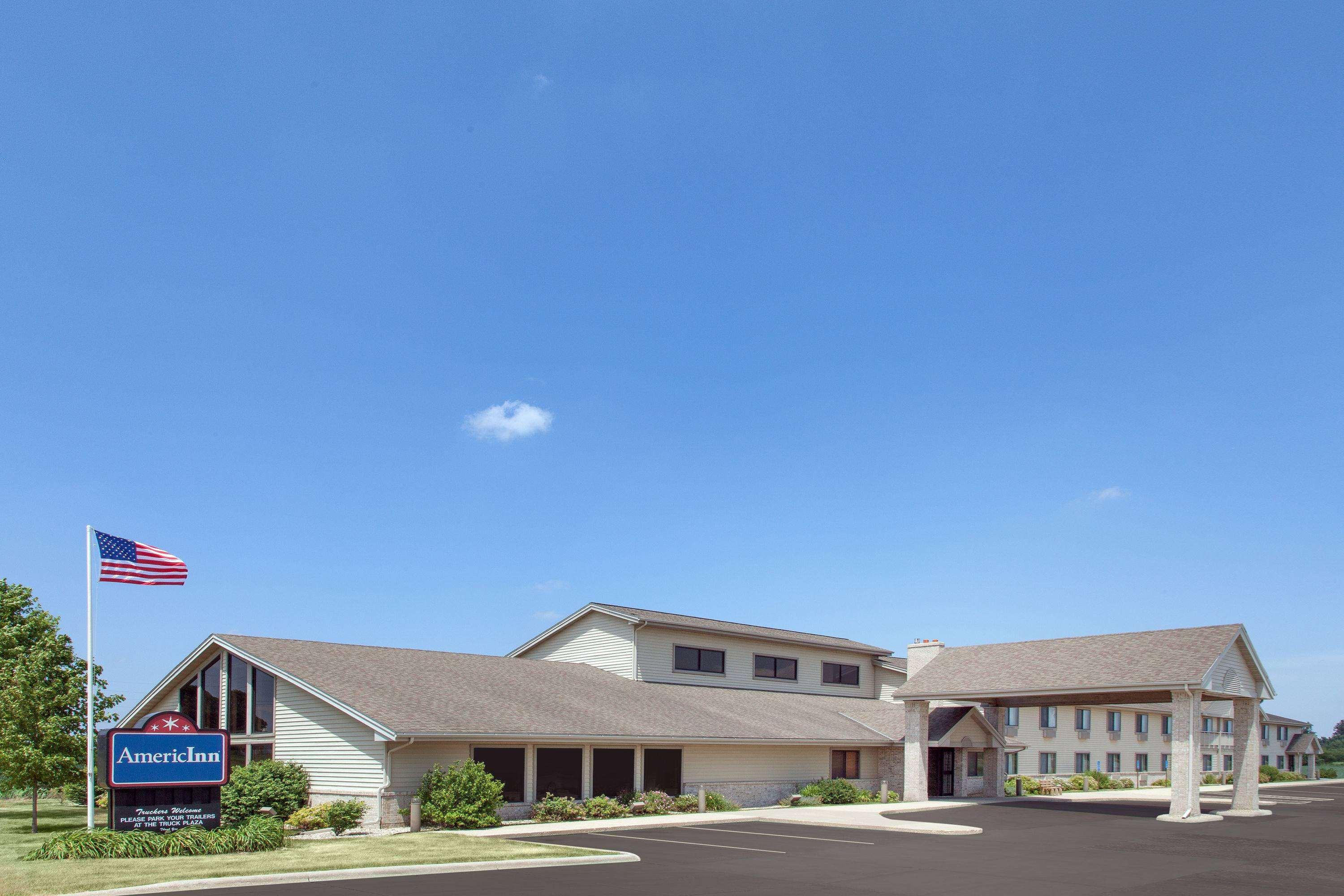 AmericInn by Wyndham Webster City — photo 4