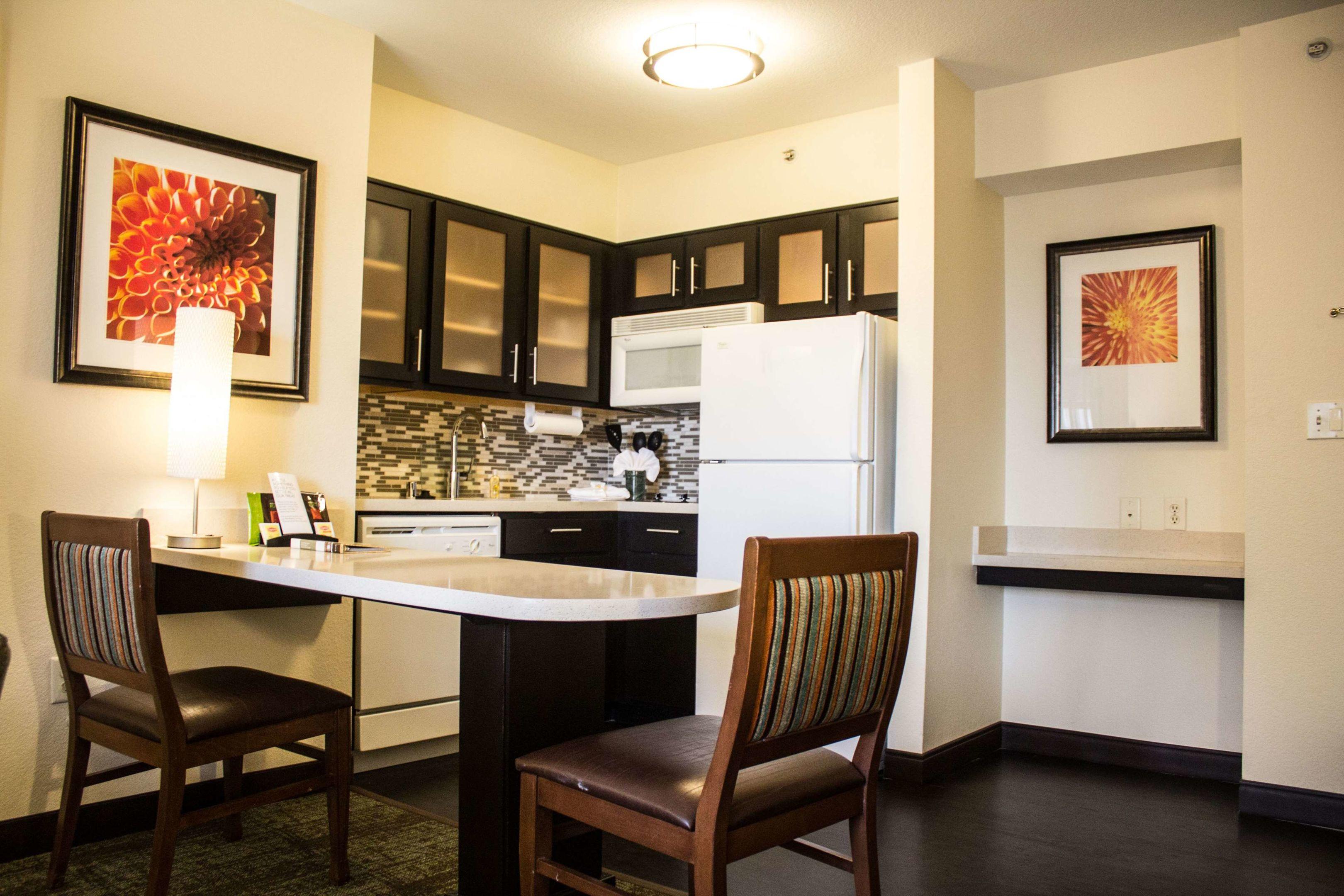 Sonesta ES Suites Anaheim Resort Area — photo 4