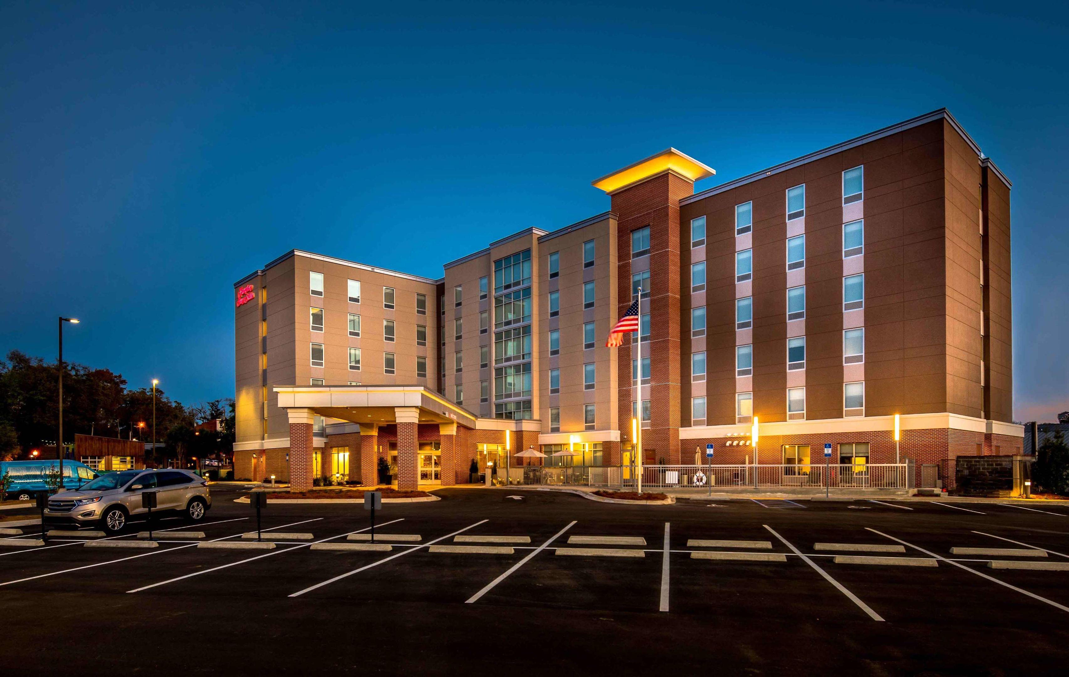 Hampton Inn & Suites Tallahassee Capitol University — photo 3