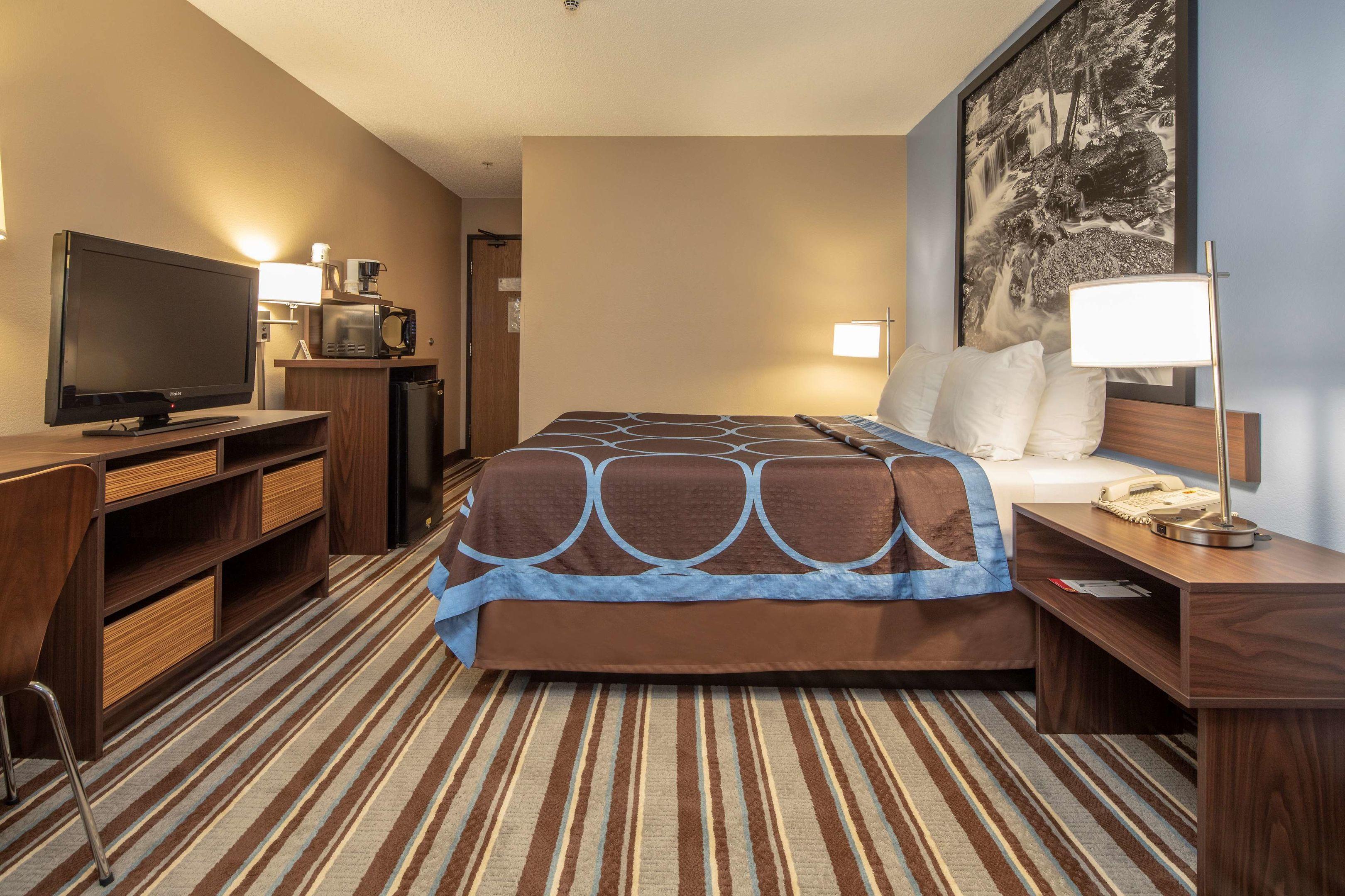 Super 8 by Wyndham Steubenville — photo 4