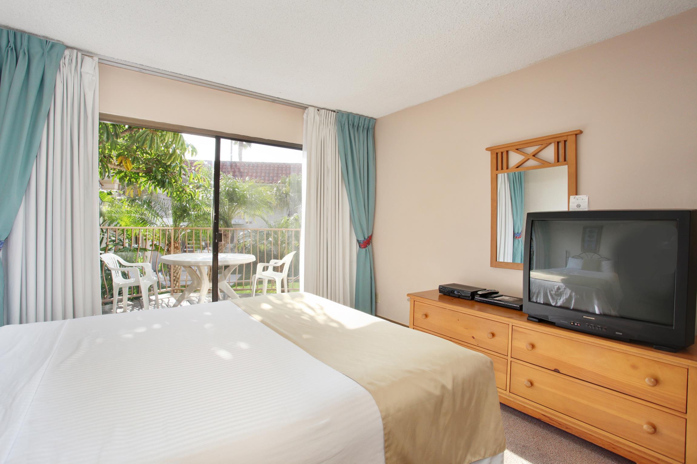 Oceanside Marina Suites — photo 5