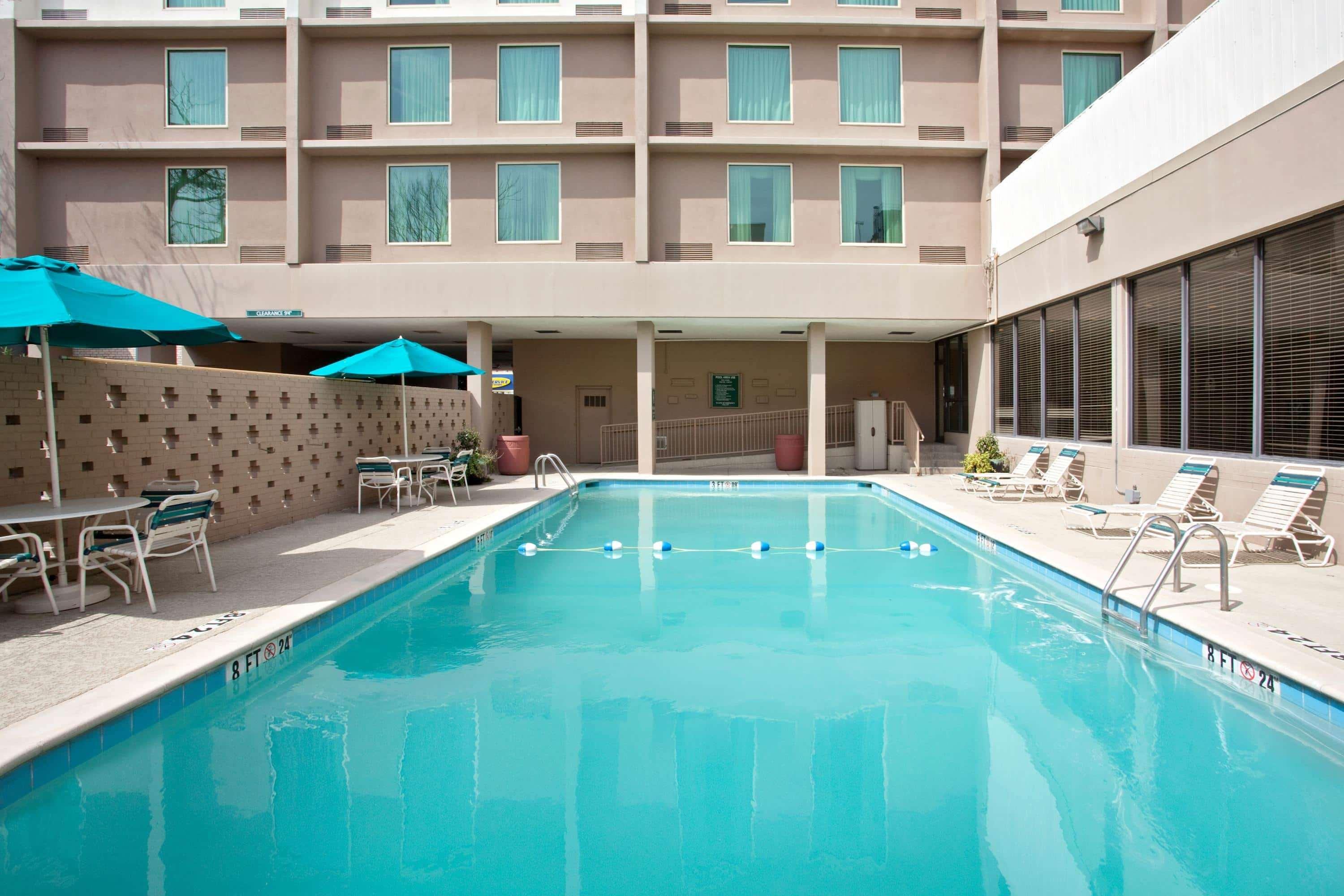 La Quinta Inn & Suites Downtown Conference Center — photo 5