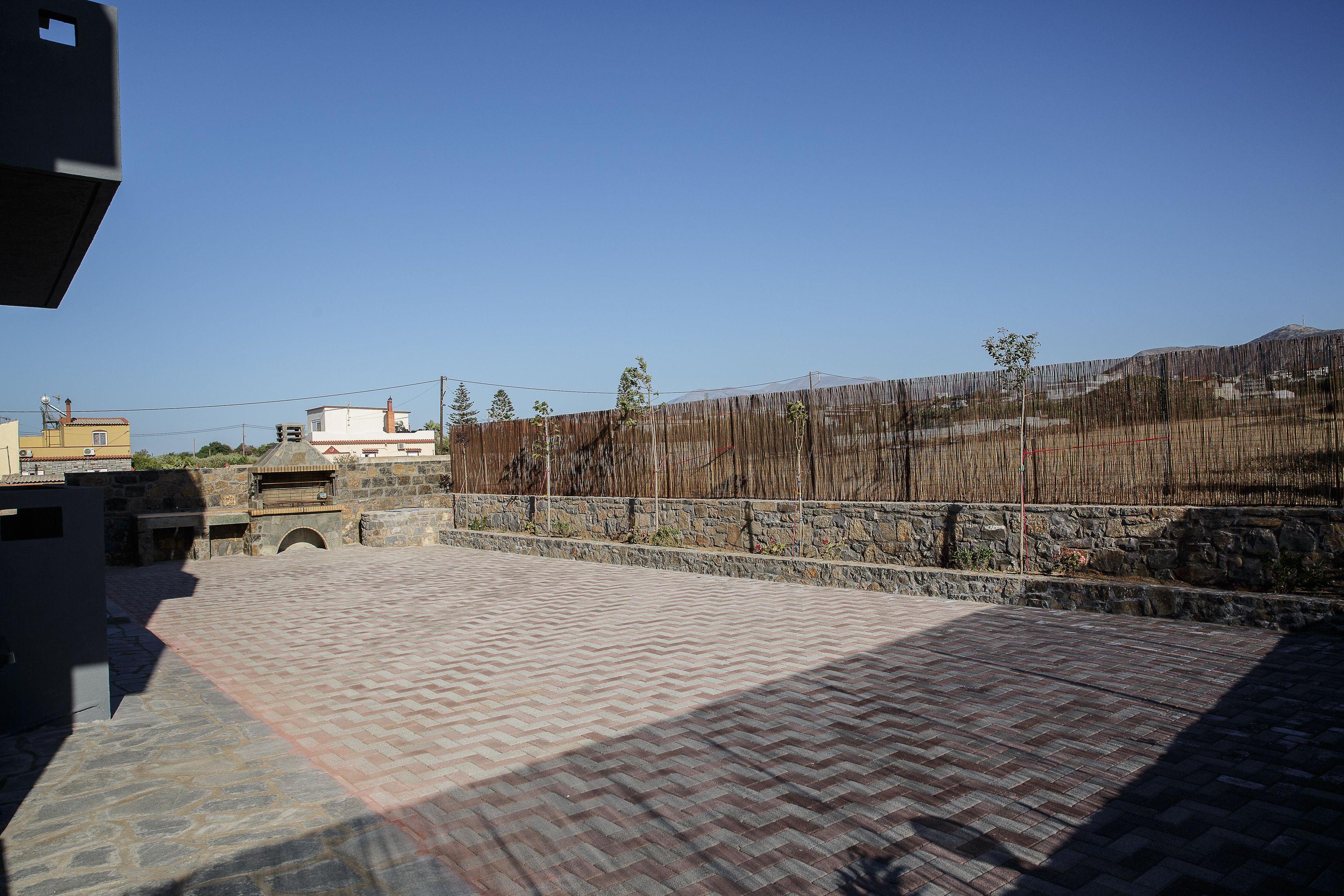 Irene Beach Apartments — photo 4