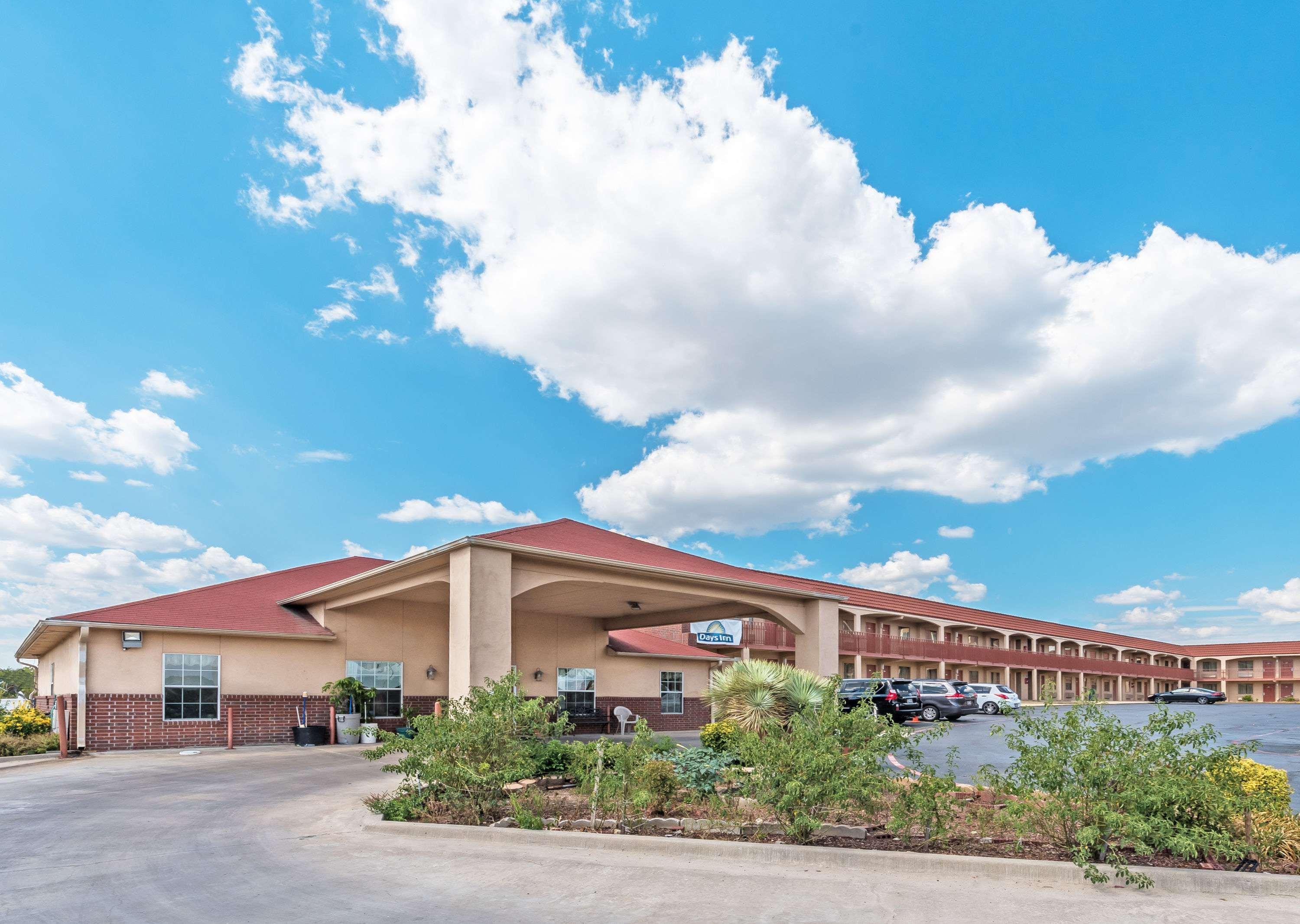 Days Inn Gainesville — photo 4