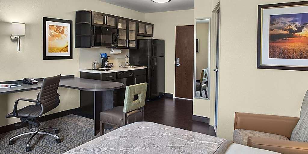 Sonesta Simply Suites Dallas Las Colinas — photo 5