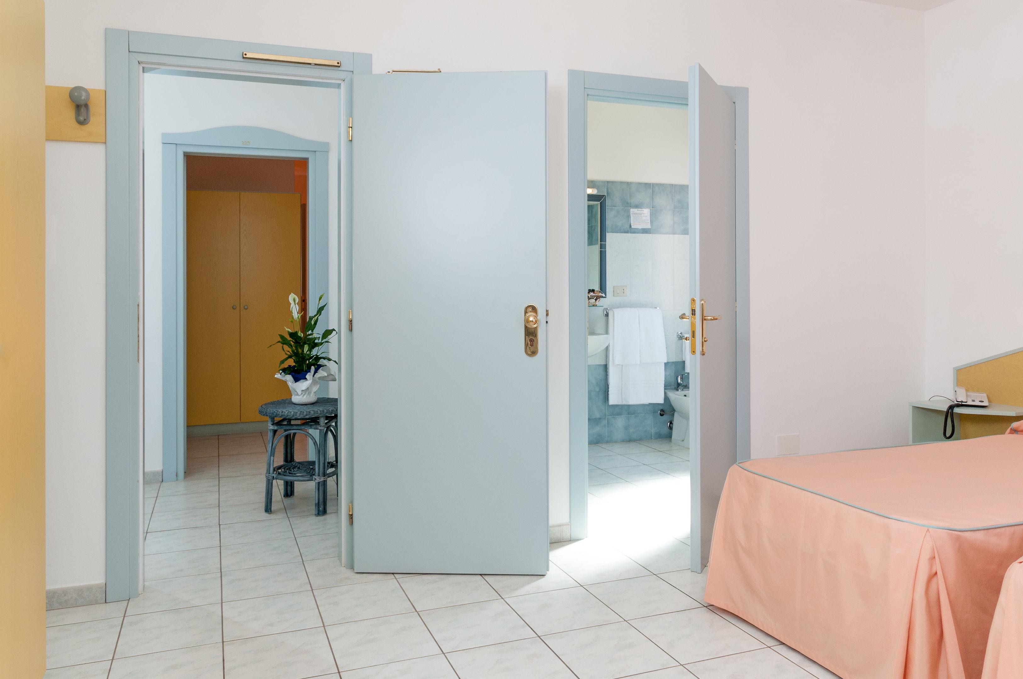 Lu' Hotel Porto Pino — photo 4