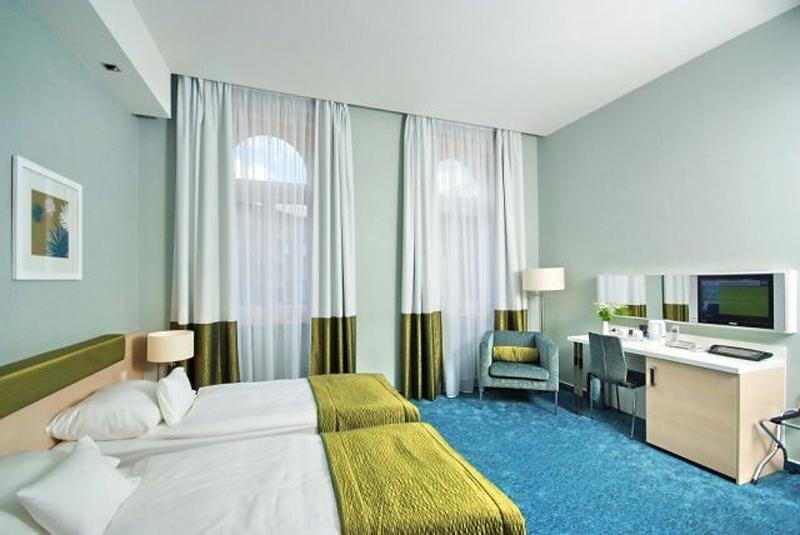 Atrium Fashion Hotel — photo 4