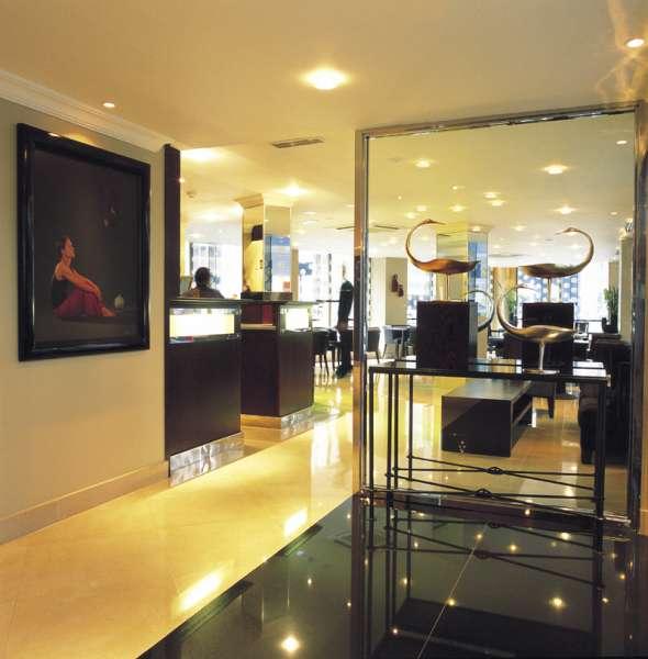 Radisson Blu Edwardian Berkshire Hotel — photo 4